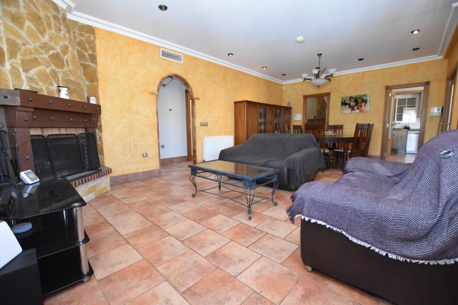 Resale - Villa -
La Marina - La Escuera