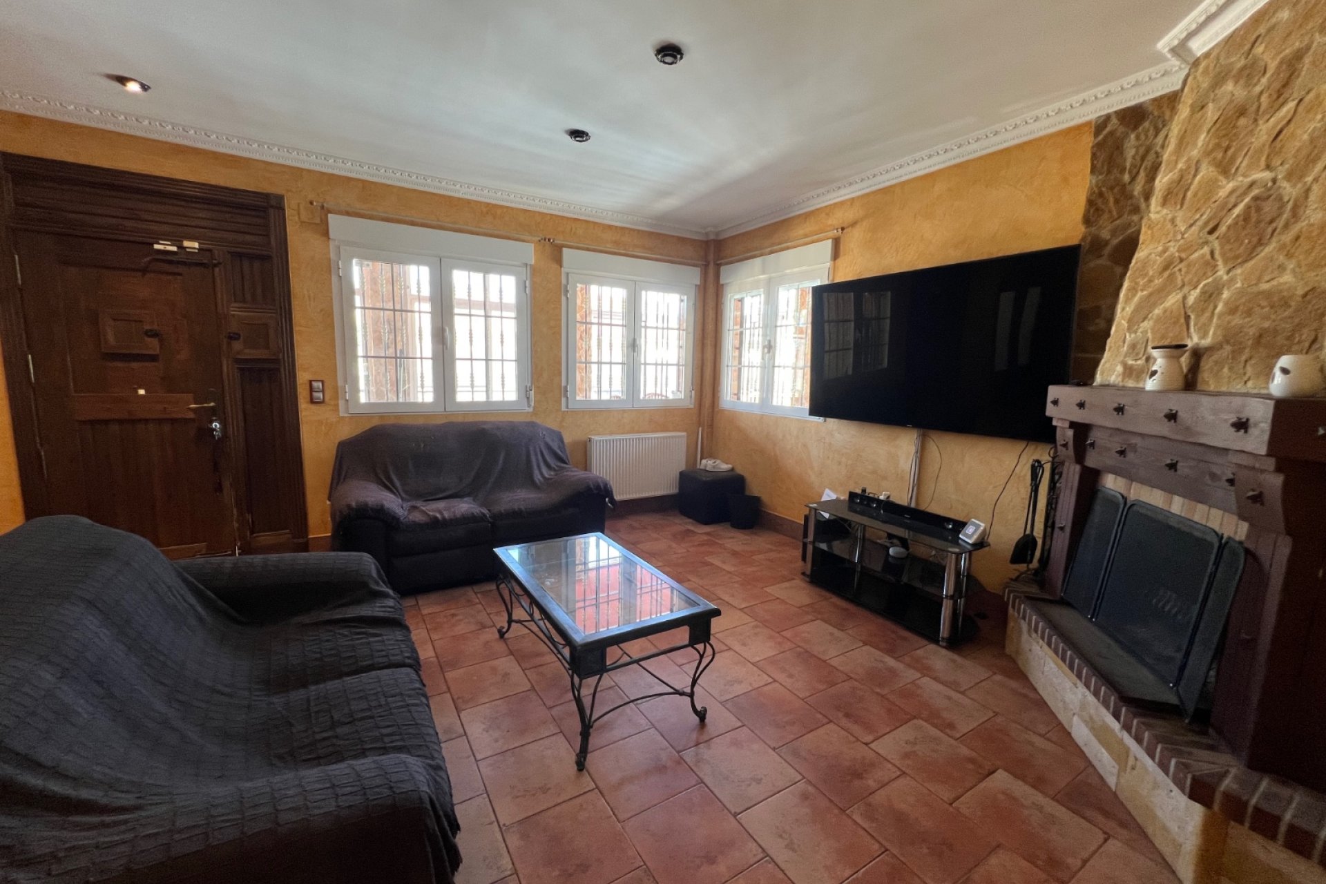 Resale - Villa -
La Marina - La Escuera