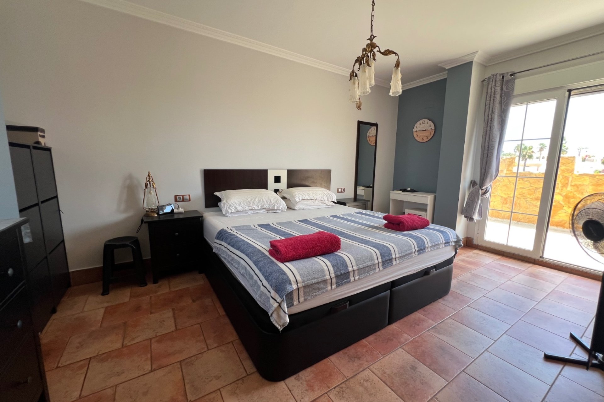 Resale - Villa -
La Marina - La Escuera