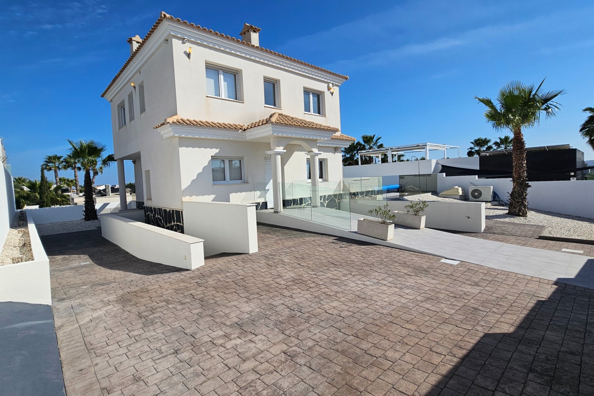 Resale - Villa -
La Marina - La Marina - Urbanization