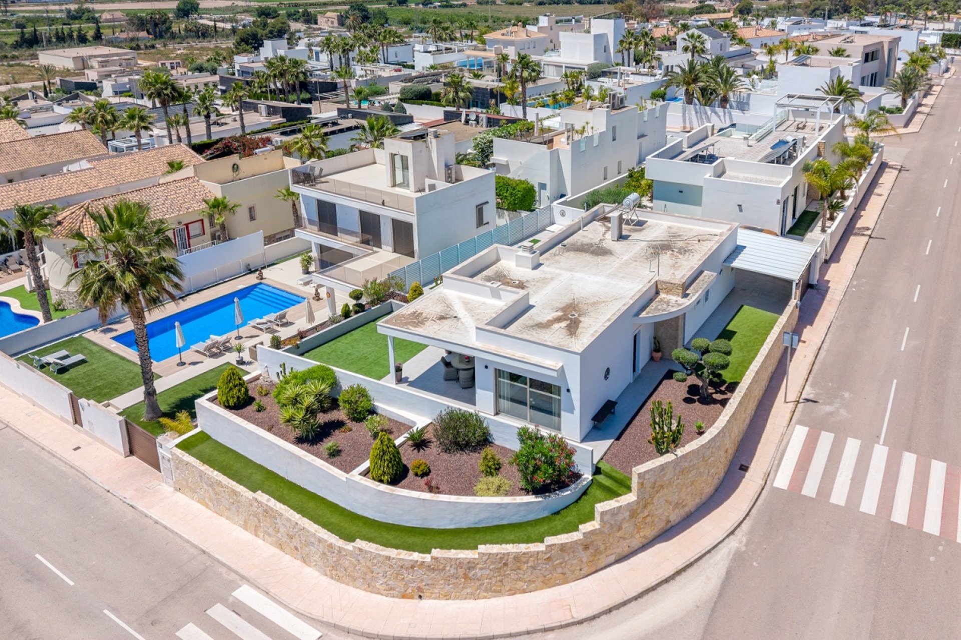 Resale - Villa -
La Marina - La Marina - Urbanization