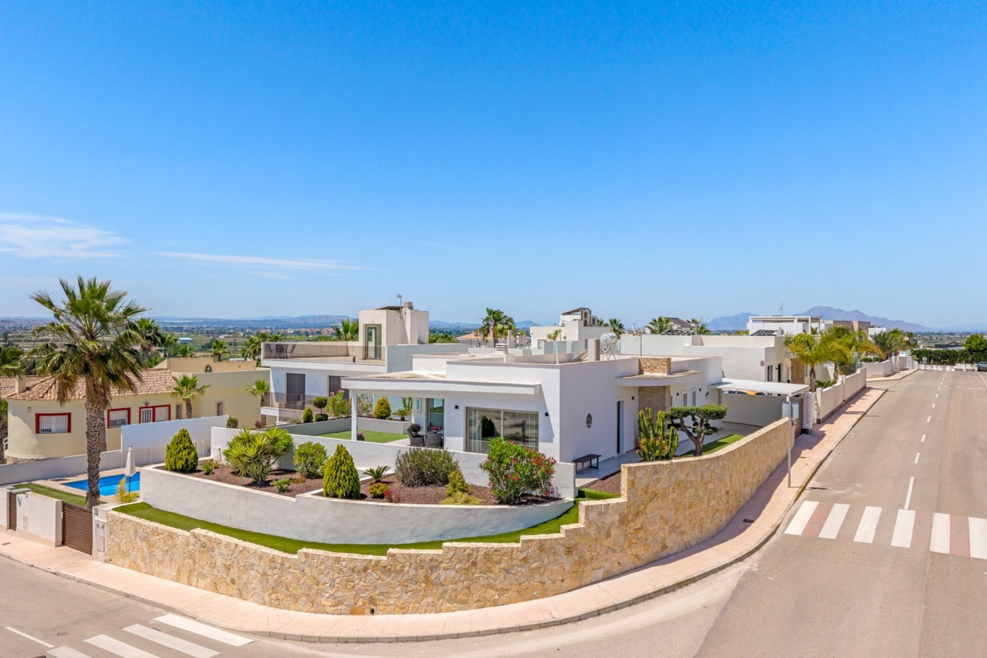 Resale - Villa -
La Marina - La Marina - Urbanization