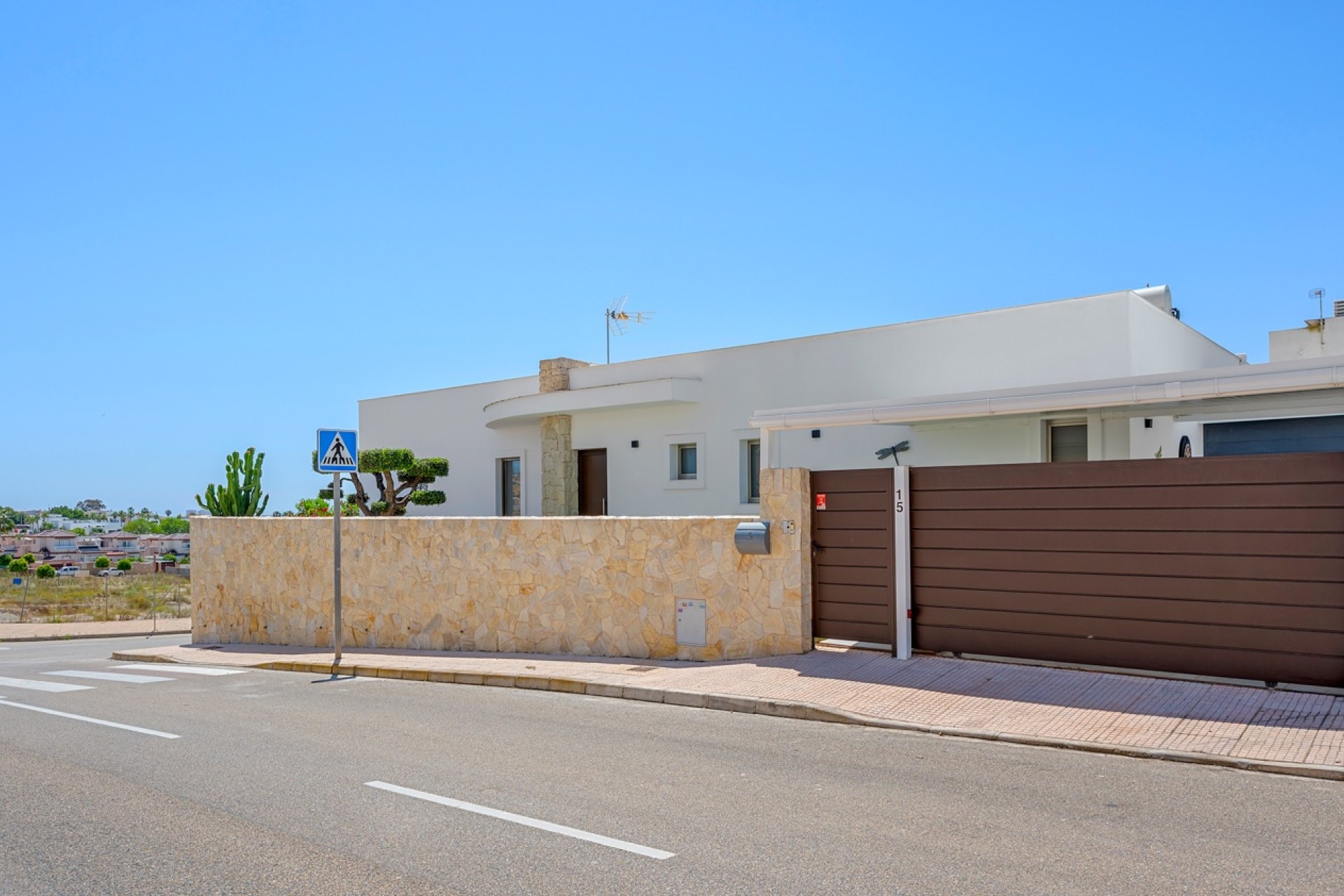 Resale - Villa -
La Marina - La Marina - Urbanization