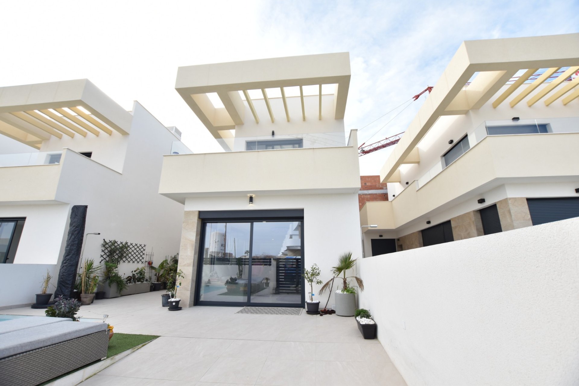 Resale - Villa -
Los Montesinos - La Herrada