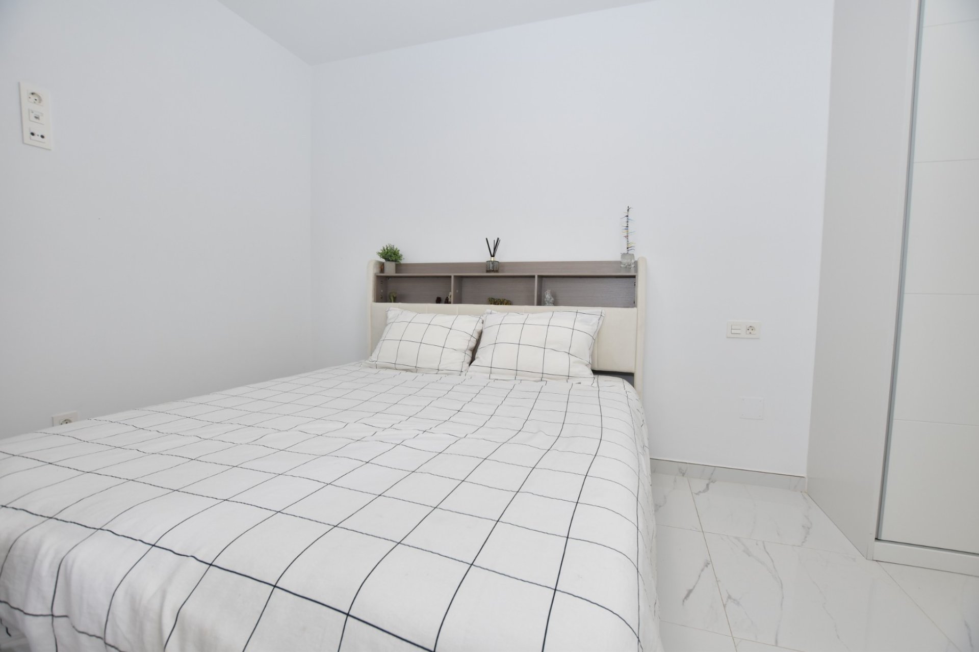 Resale - Villa -
Los Montesinos - La Herrada
