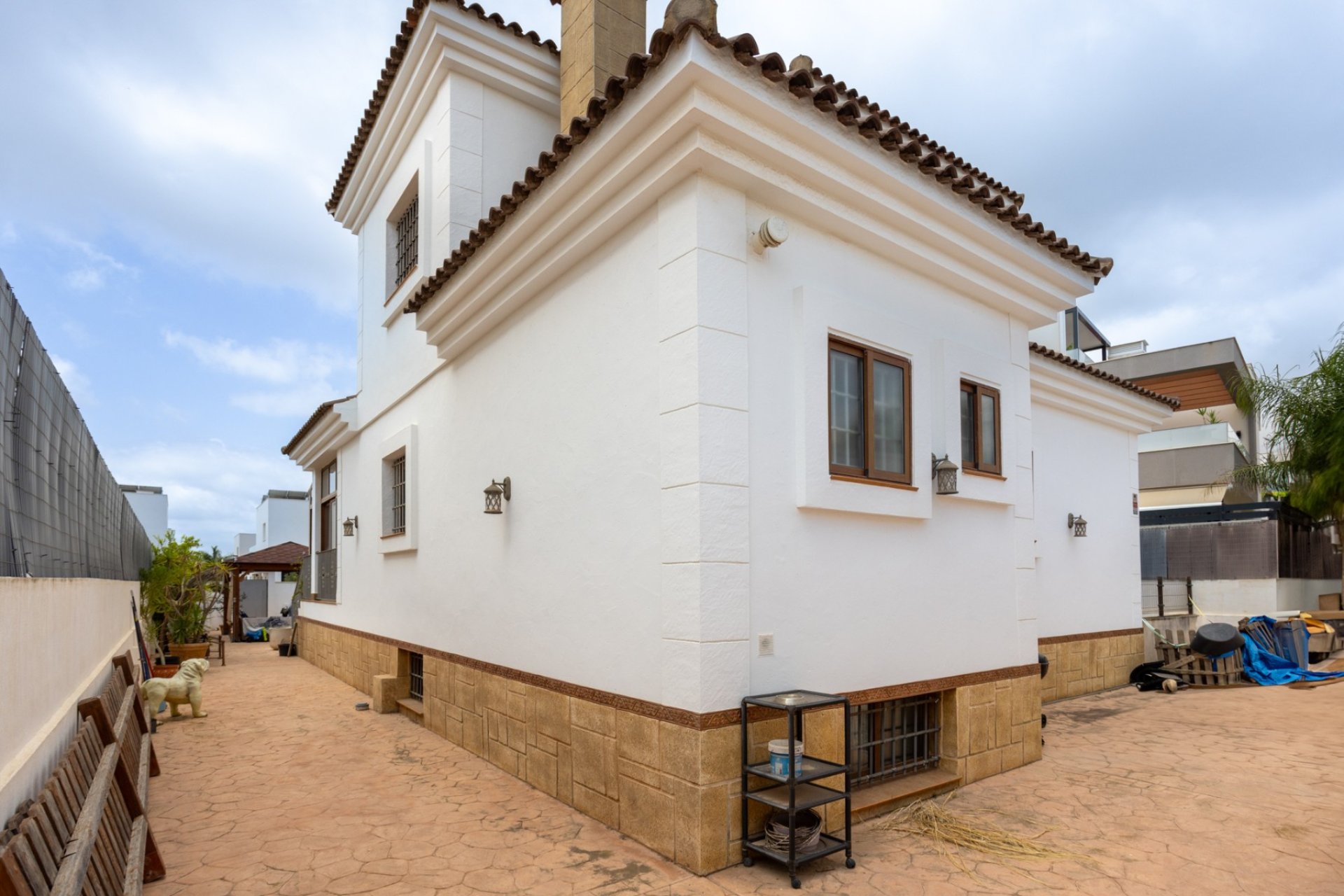 Resale - Villa -
Los Montesinos - La Herrada