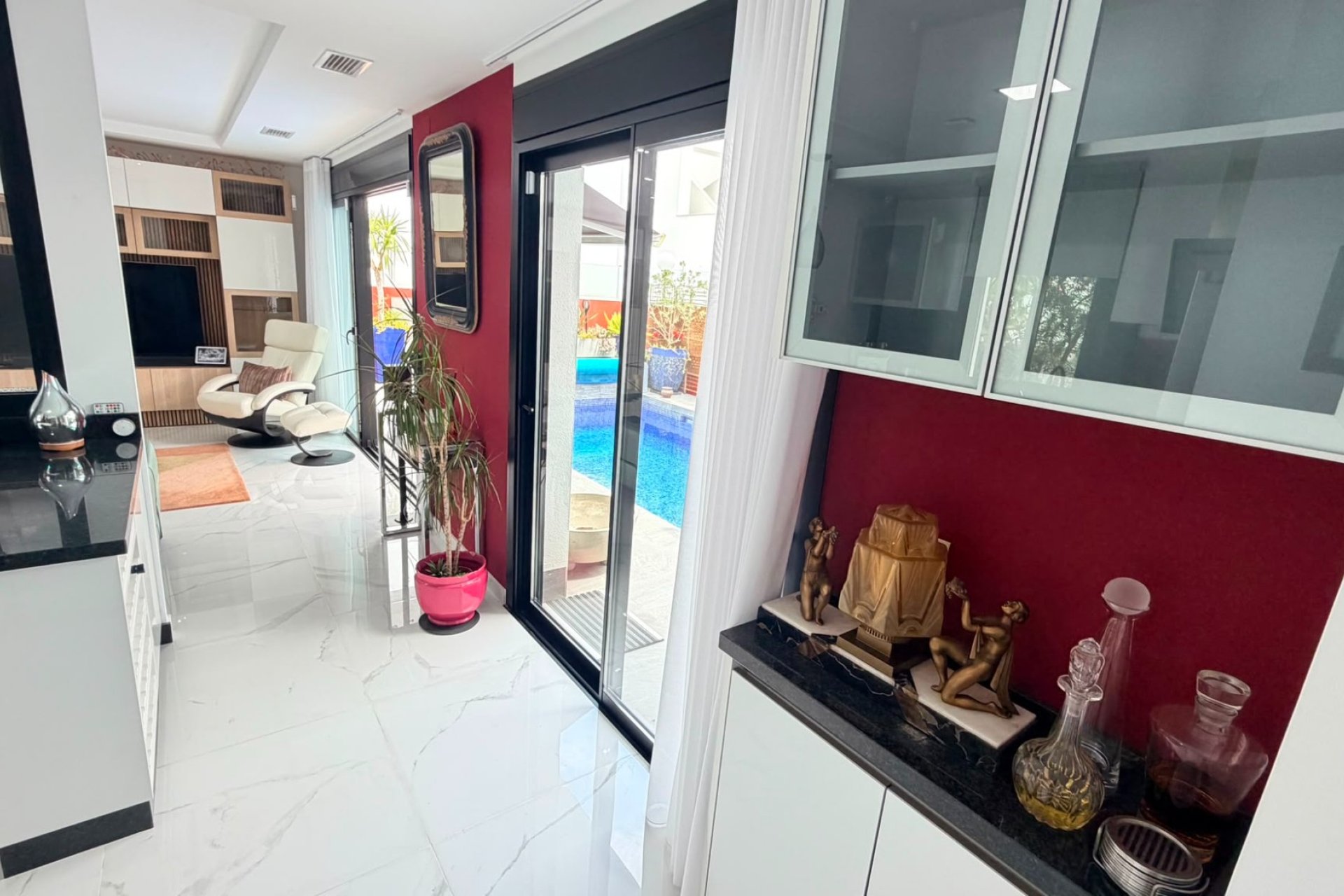 Resale - Villa -
Los Montesinos - La Herrada