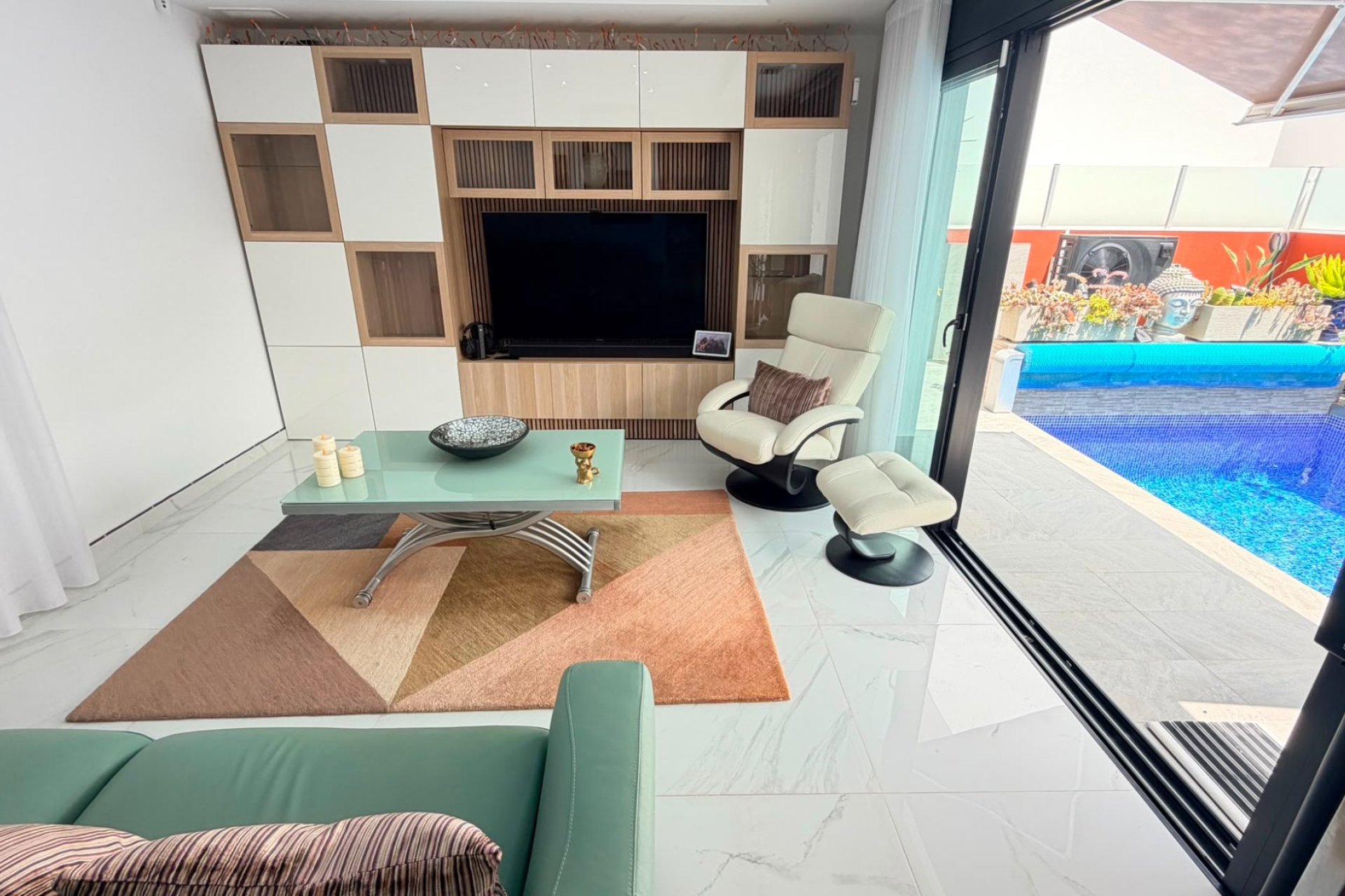Resale - Villa -
Los Montesinos - La Herrada