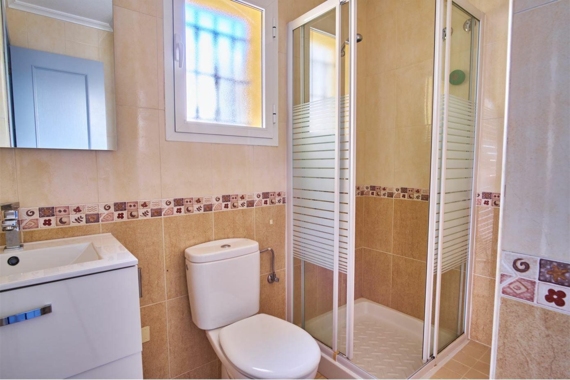 Resale - Villa -
Los Montesinos - La Herrada