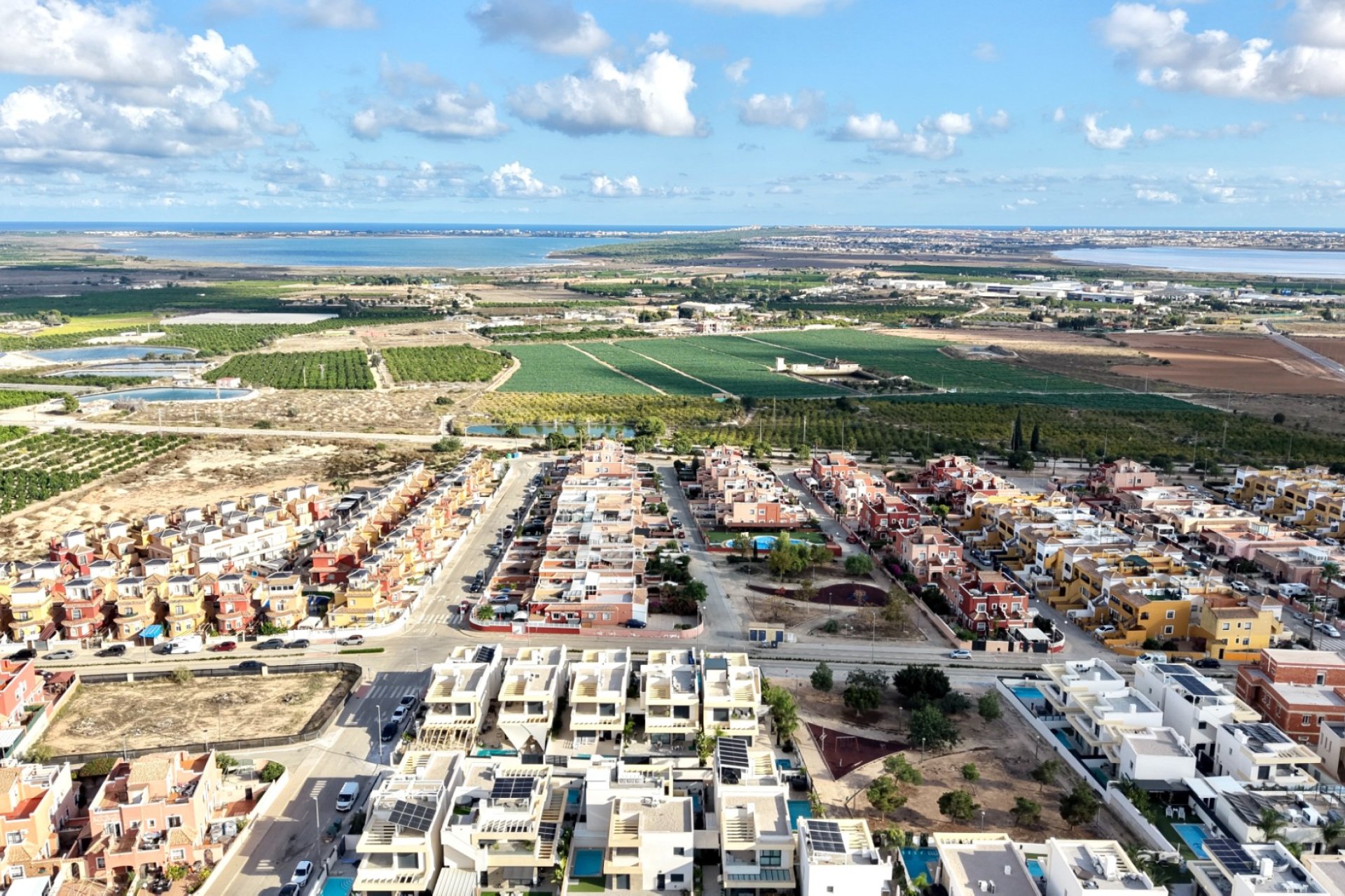 Resale - Villa -
Los Montesinos - La Herrada