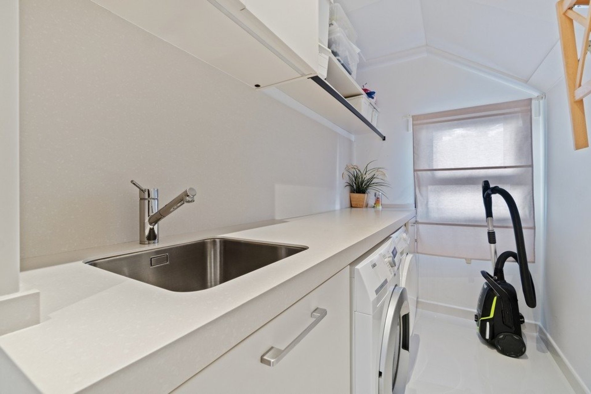 Resale - Villa -
Orihuela Costa - Agua Marina