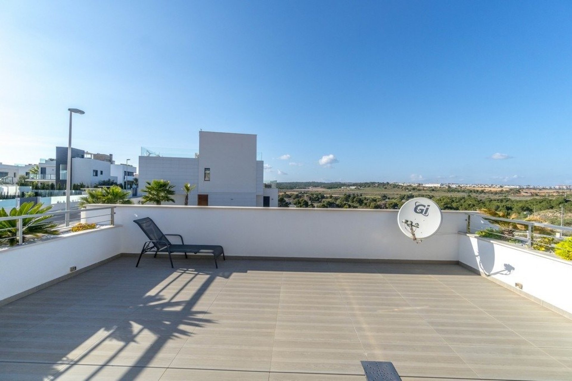 Resale - Villa -
Orihuela Costa - Agua Marina