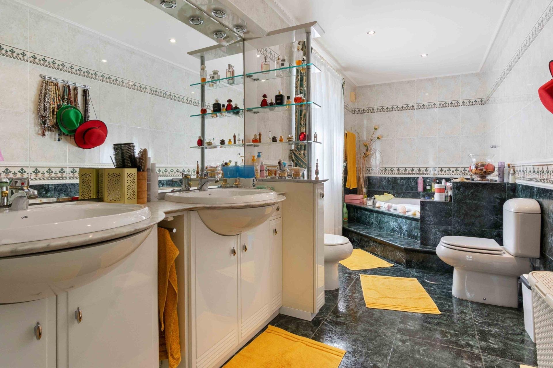 Resale - Villa -
Orihuela Costa - Cabo Roig