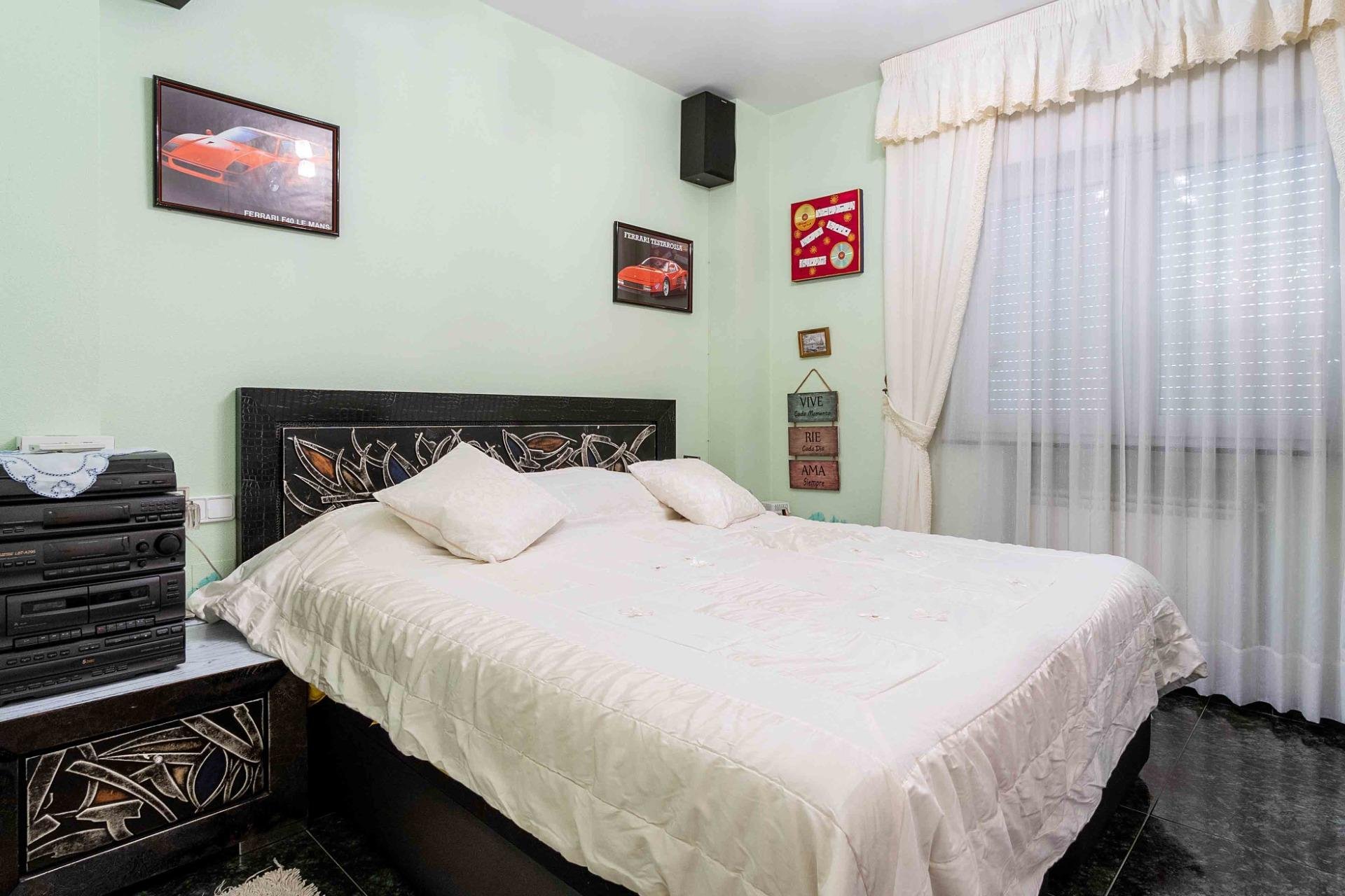 Resale - Villa -
Orihuela Costa - Cabo Roig