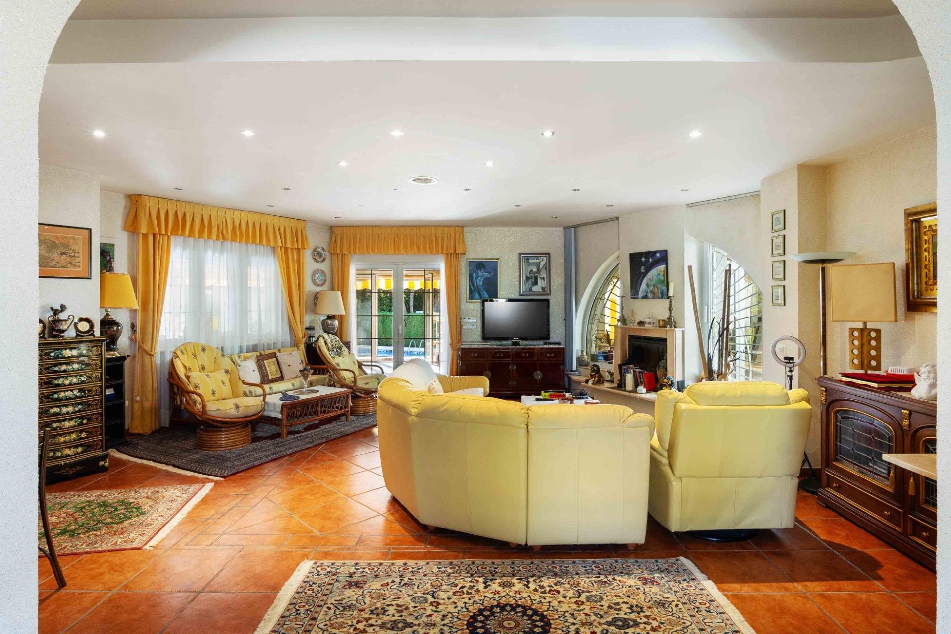 Resale - Villa -
Orihuela Costa - Cabo Roig