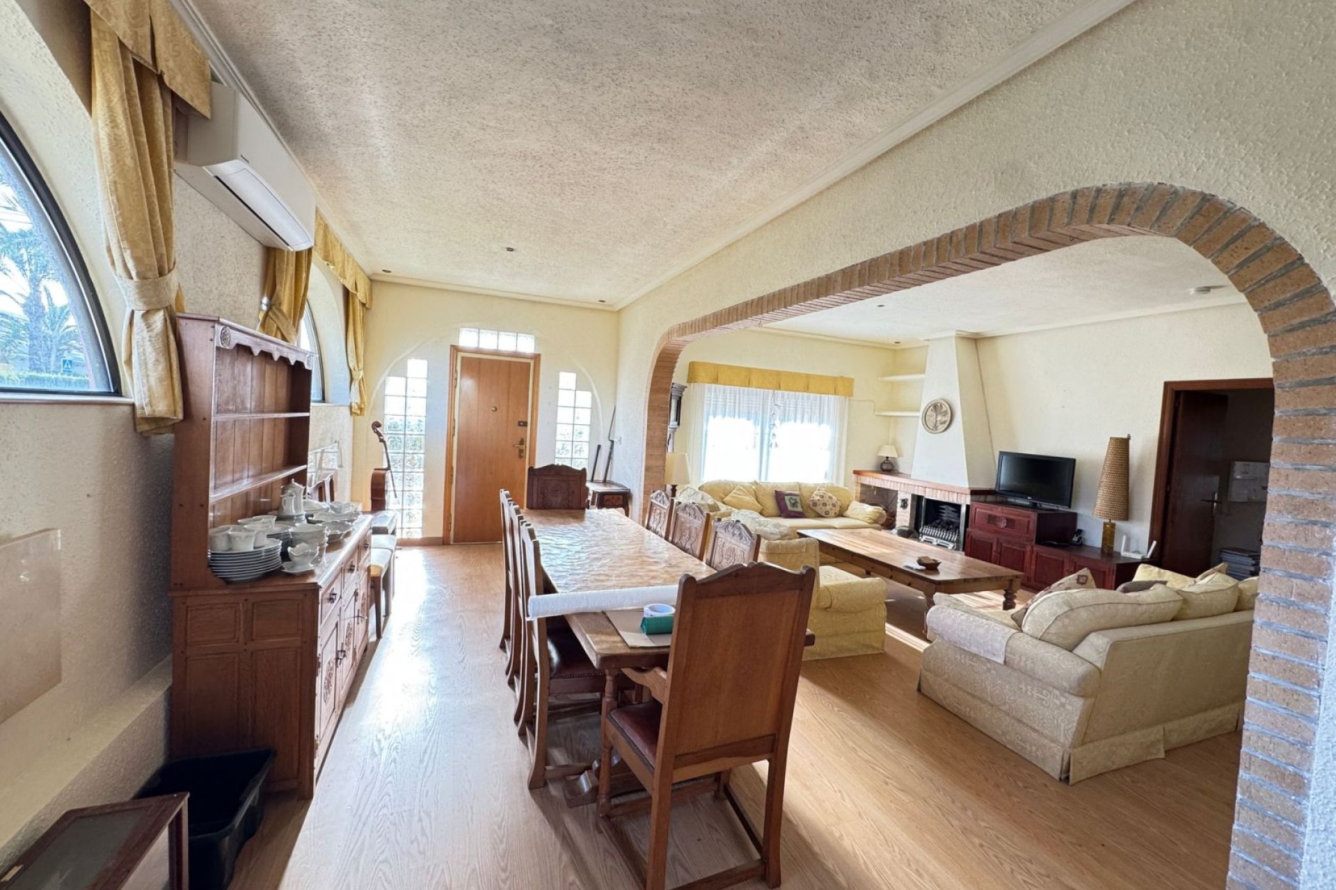 Resale - Villa -
Orihuela Costa - Cabo Roig