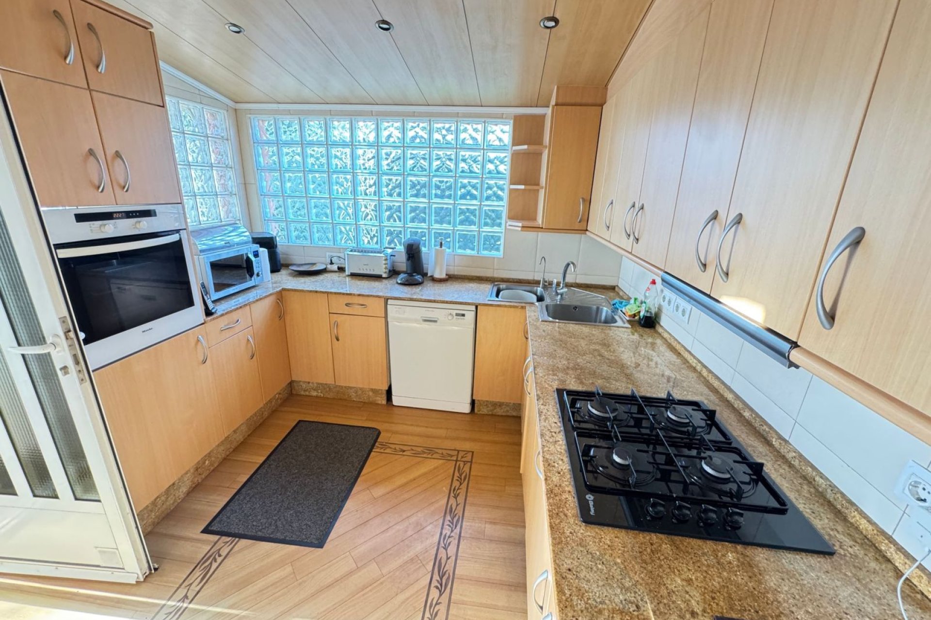 Resale - Villa -
Orihuela Costa - Cabo Roig