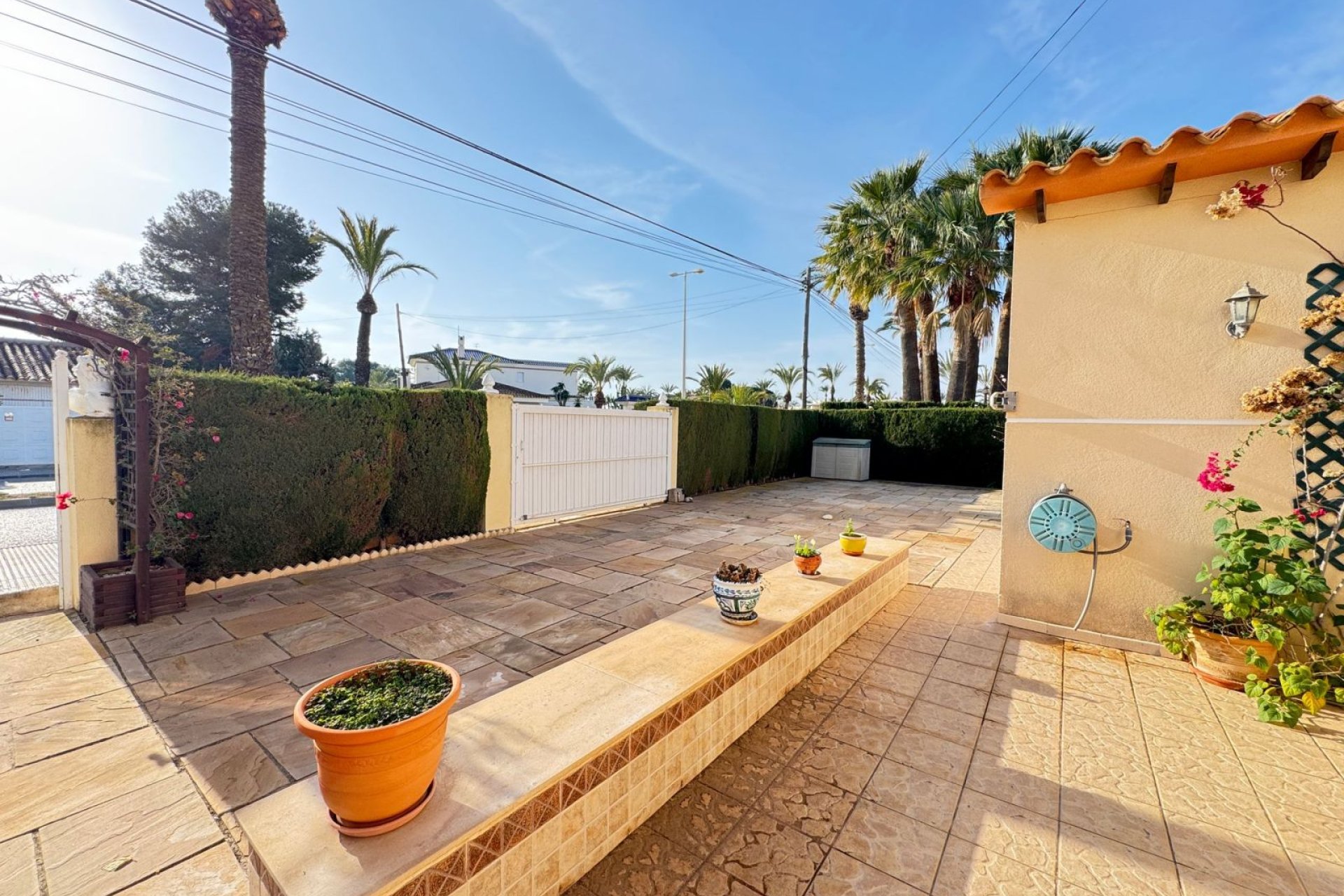 Resale - Villa -
Orihuela Costa - Cabo Roig