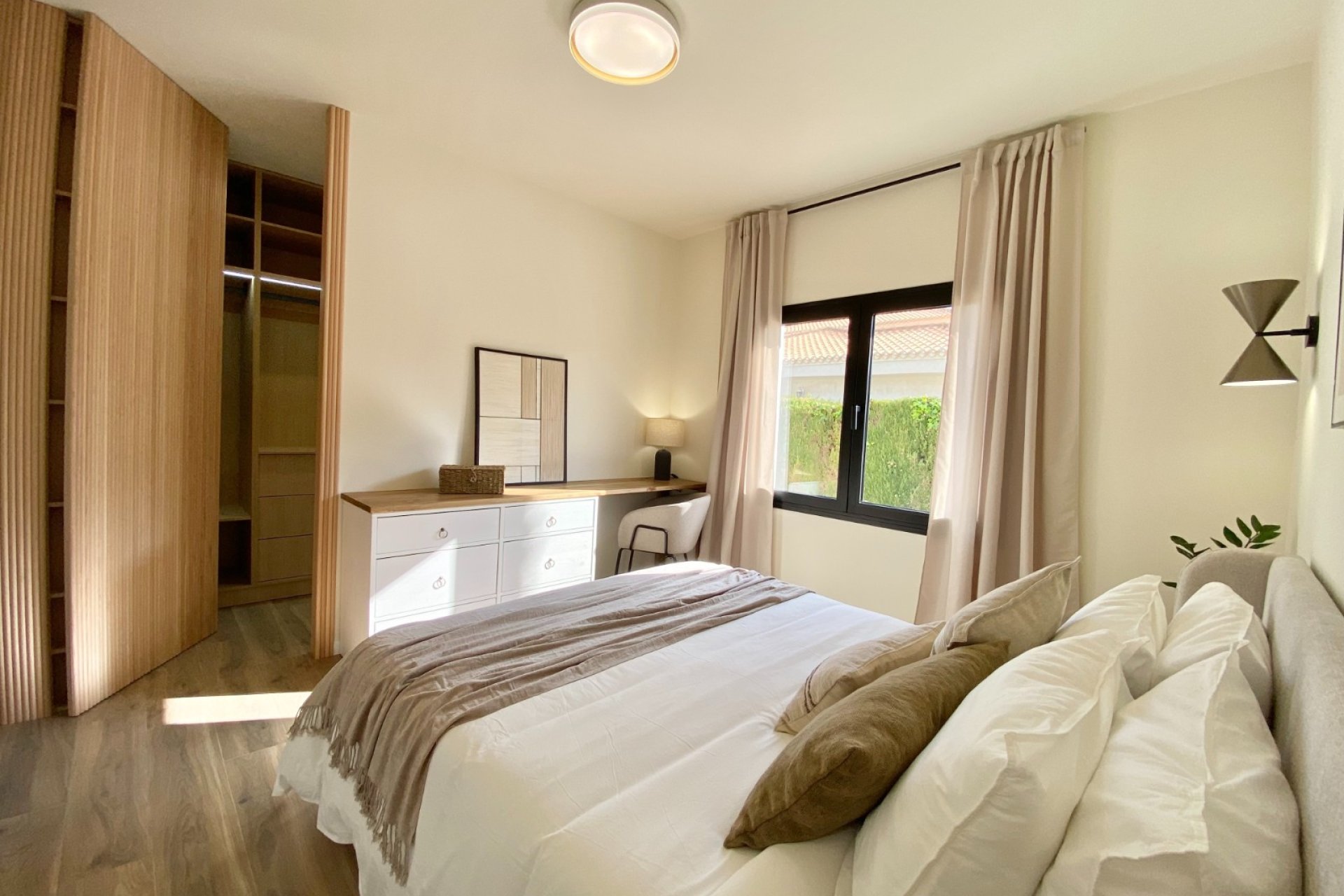 Resale - Villa -
Orihuela Costa - Cabo Roig