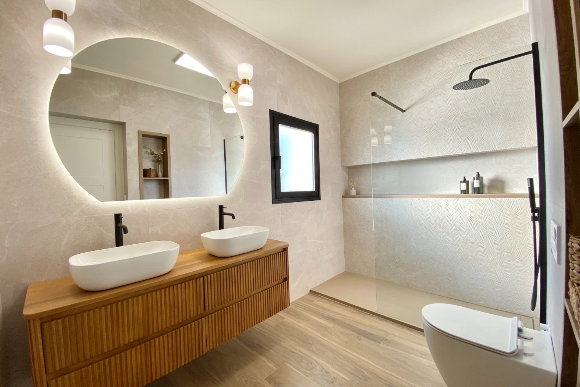 Resale - Villa -
Orihuela Costa - Cabo Roig
