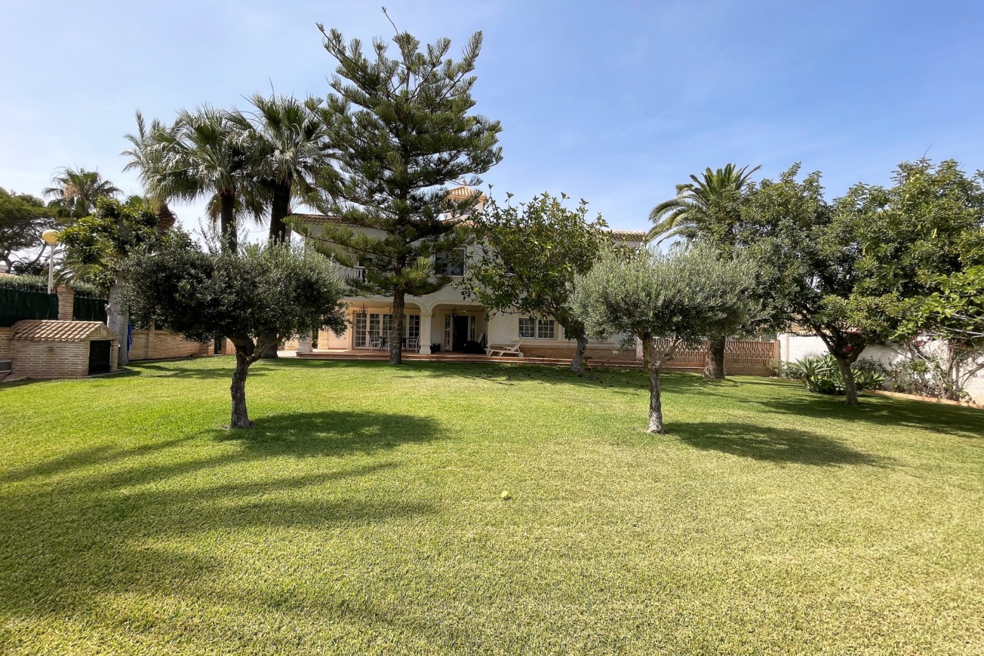 Resale - Villa -
Orihuela Costa - Cabo Roig
