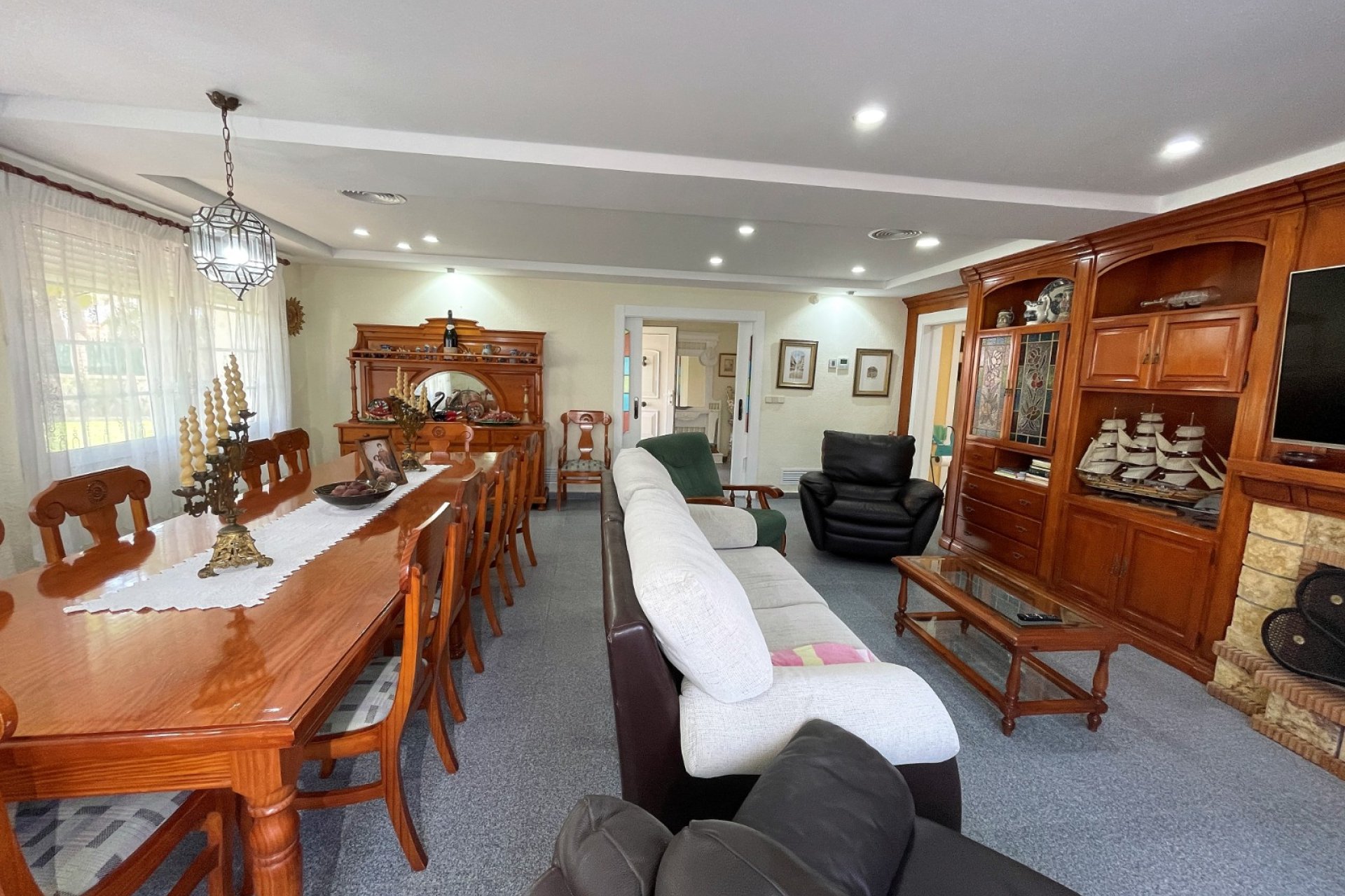 Resale - Villa -
Orihuela Costa - Cabo Roig