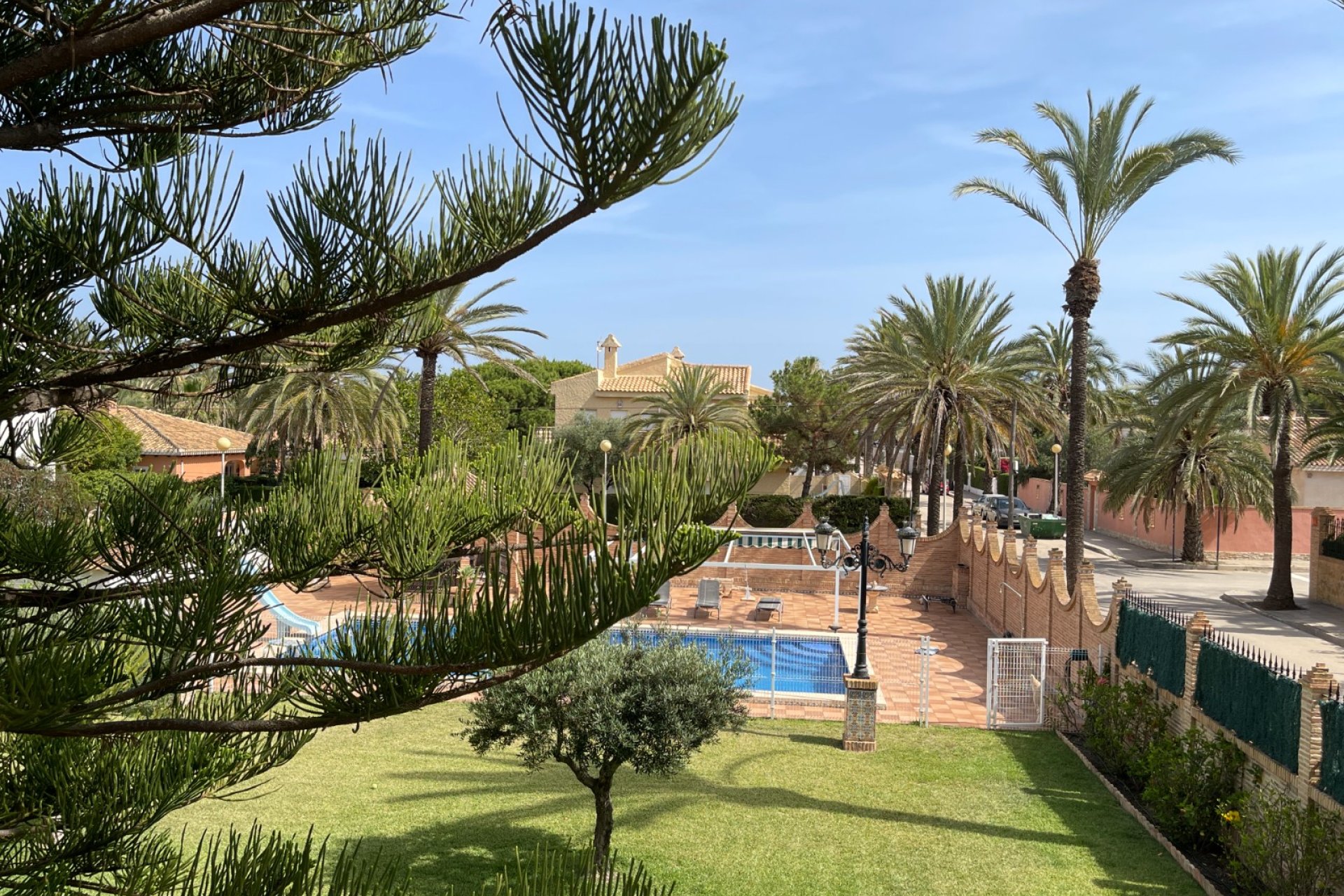Resale - Villa -
Orihuela Costa - Cabo Roig
