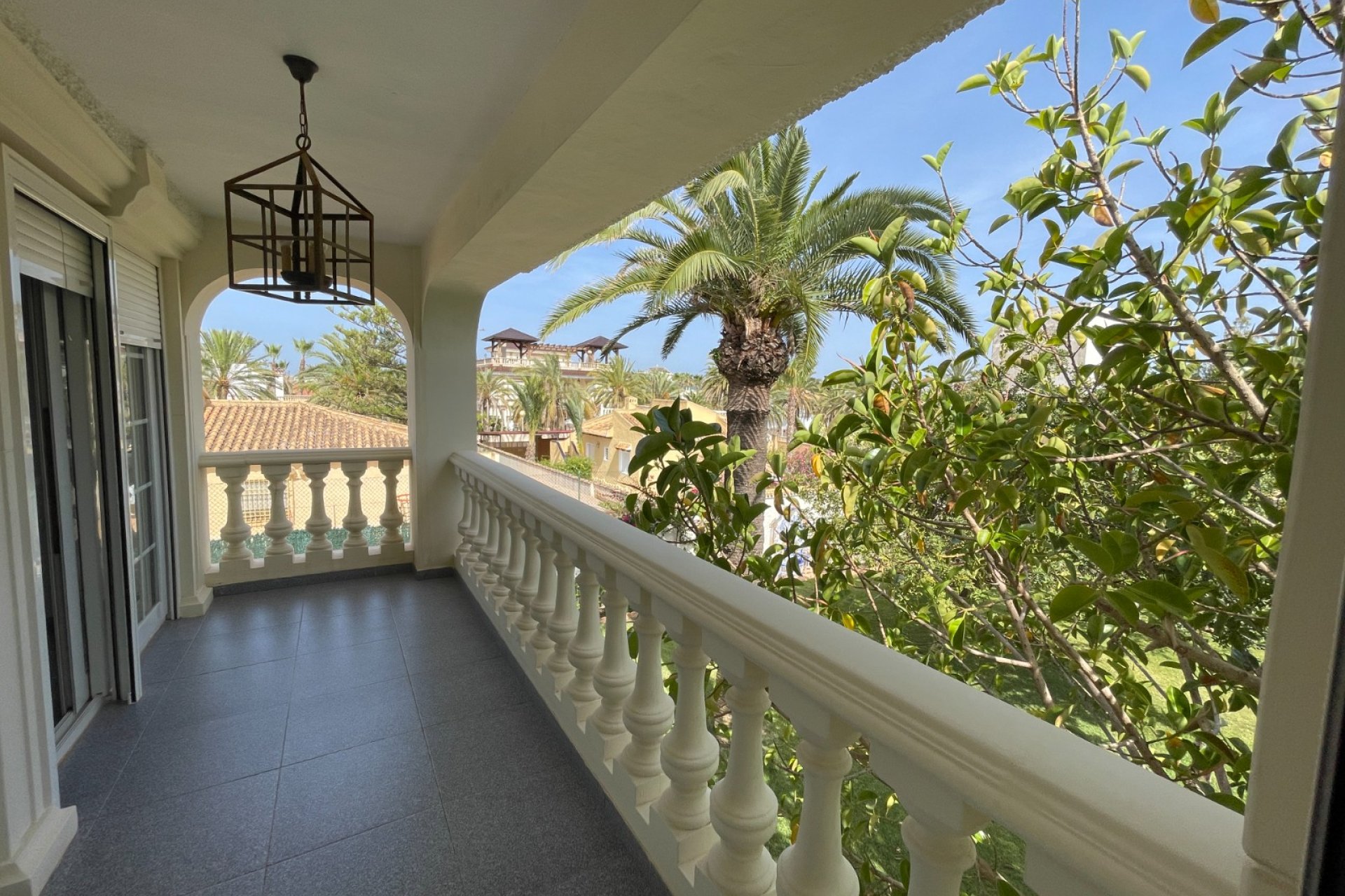 Resale - Villa -
Orihuela Costa - Cabo Roig