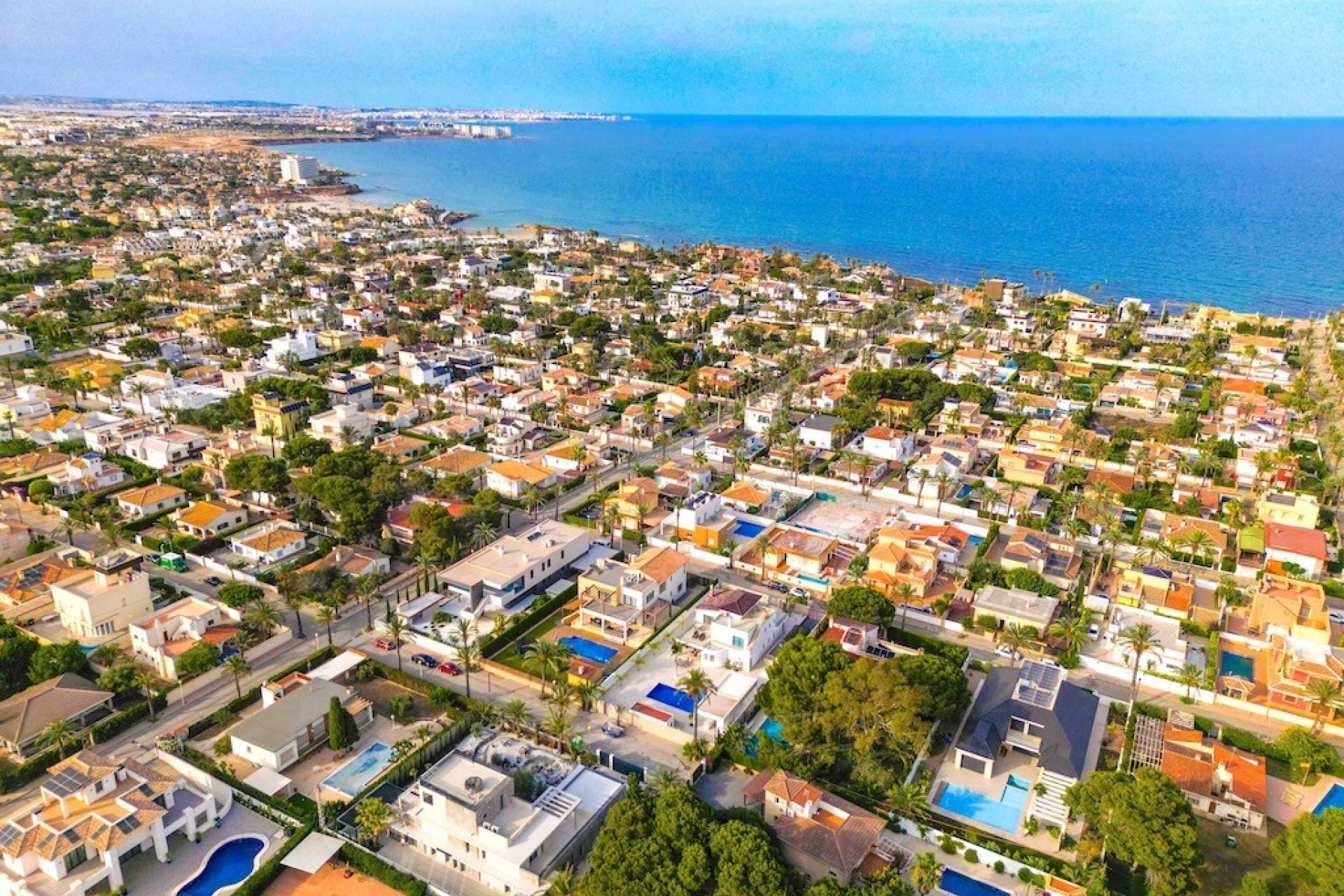 Resale - Villa -
Orihuela Costa - Cabo Roig