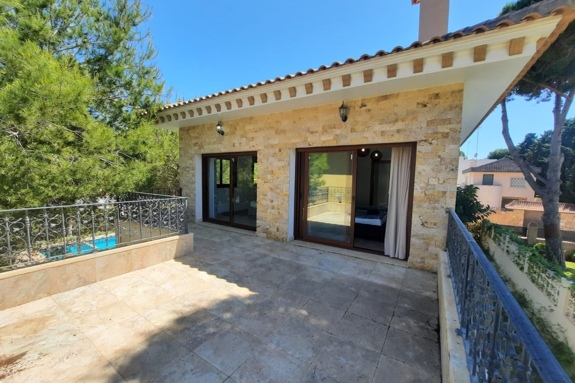 Resale - Villa -
Orihuela Costa - Dehesa De Campoamor