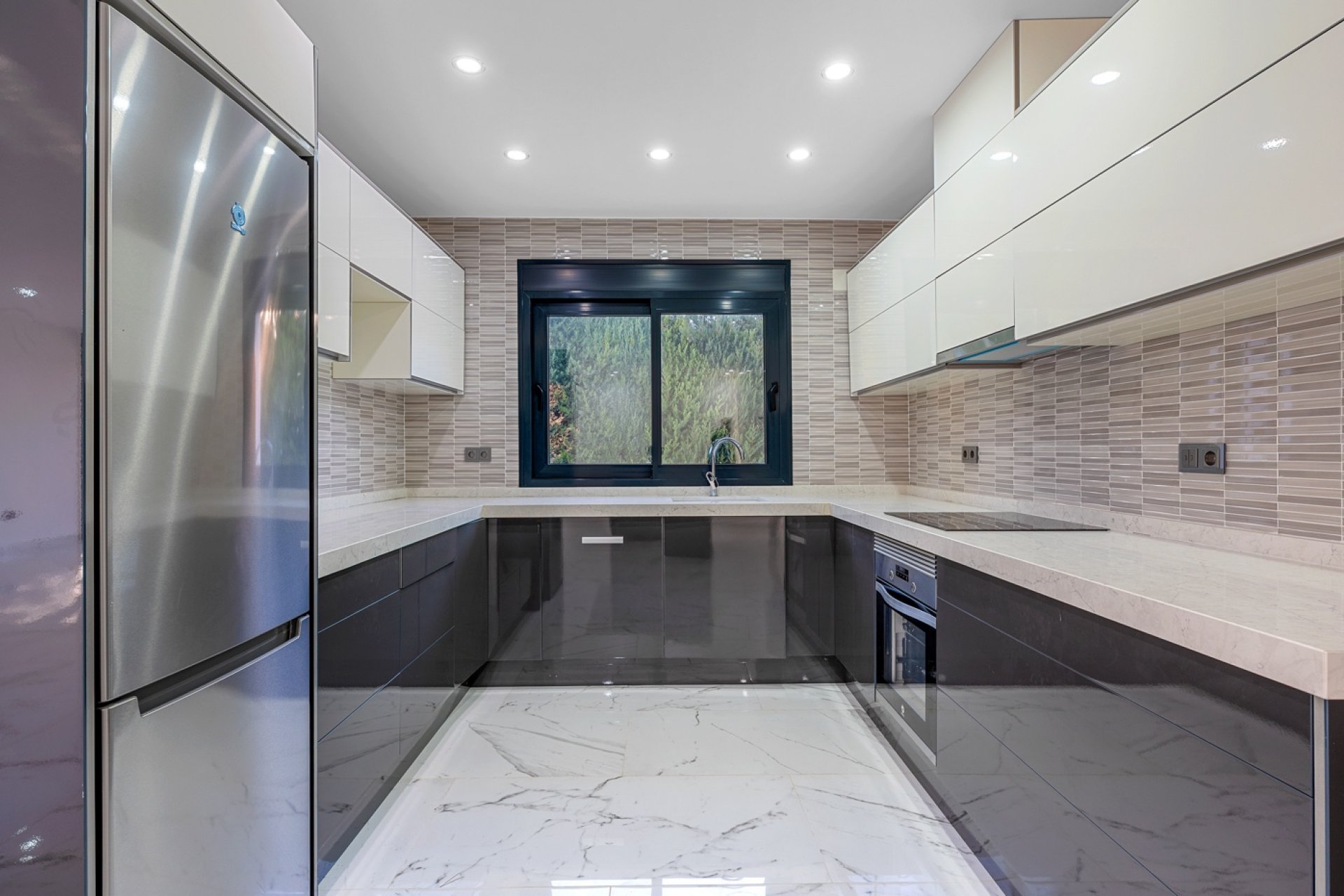 Resale - Villa -
Orihuela Costa - Dehesa de Campoamor