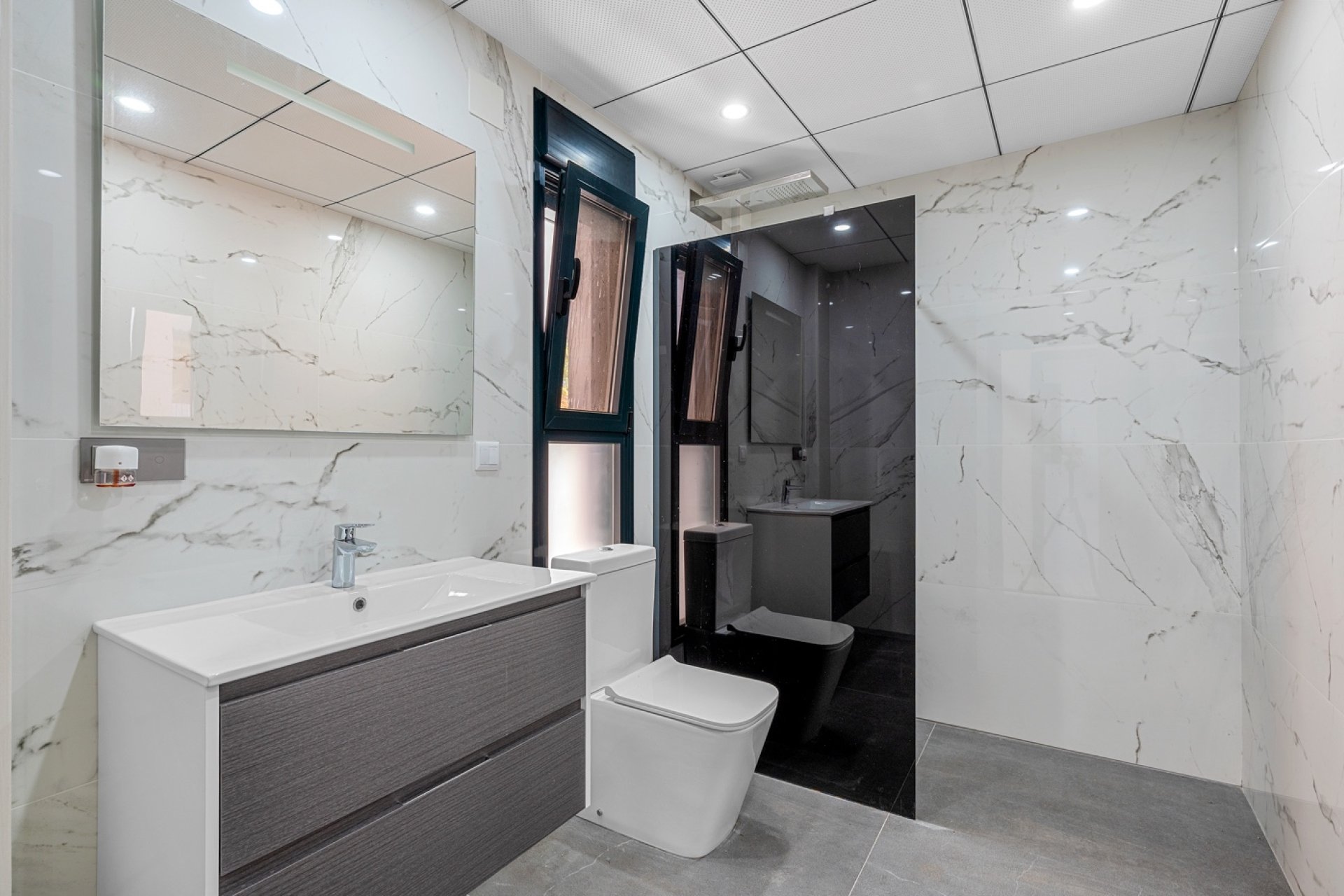 Resale - Villa -
Orihuela Costa - Dehesa de Campoamor