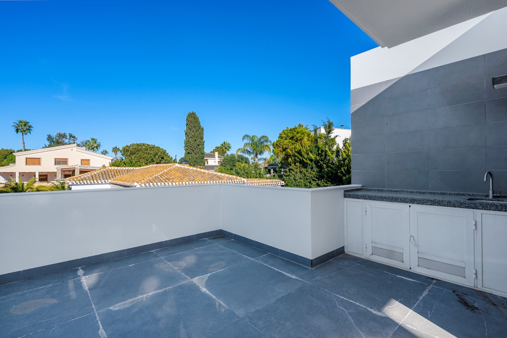 Resale - Villa -
Orihuela Costa - Dehesa de Campoamor