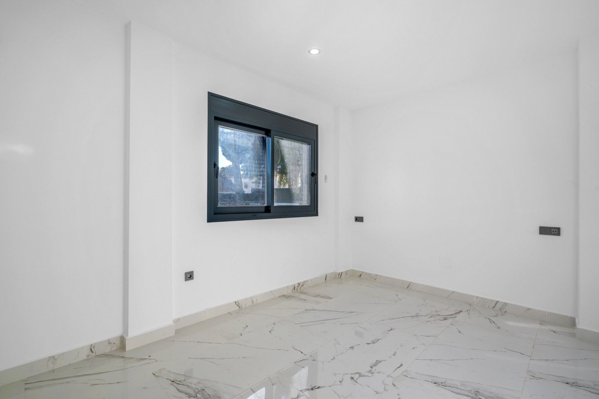 Resale - Villa -
Orihuela Costa - Dehesa de Campoamor