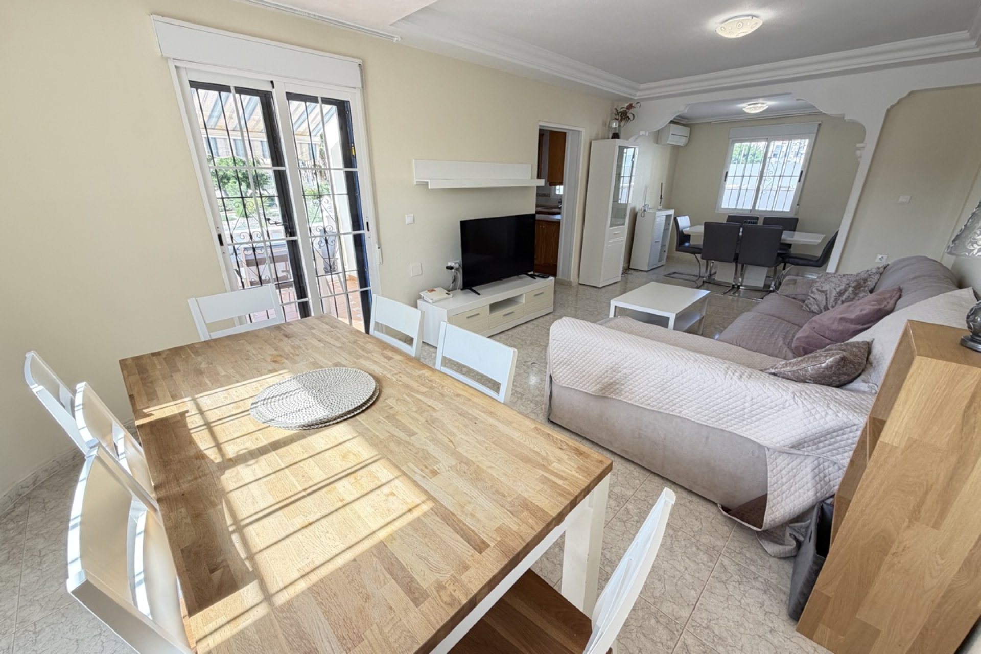 Resale - Villa -
Orihuela Costa - El Galan