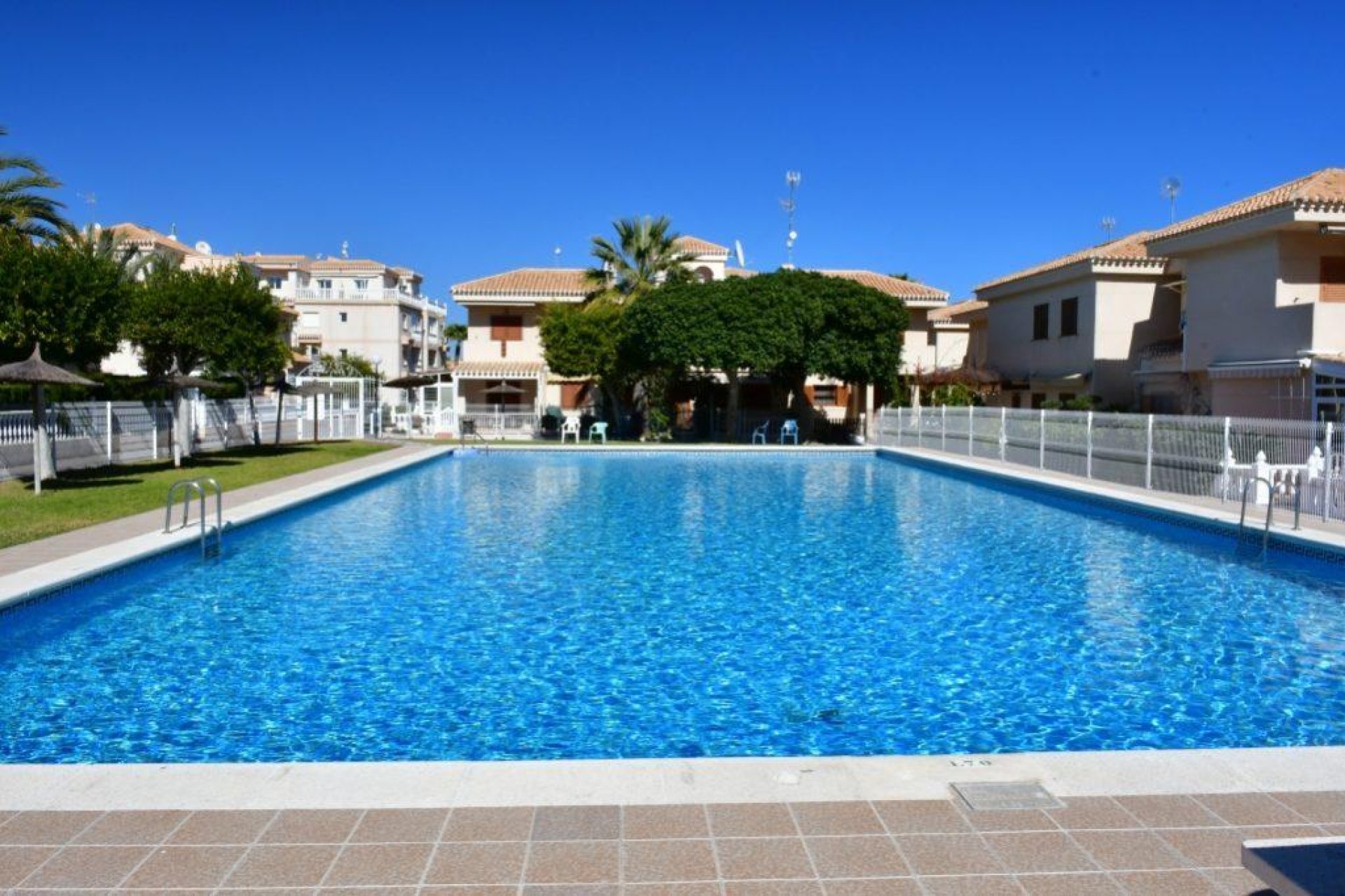 Resale - Villa -
Orihuela Costa - La Zenia- Orihuela costa