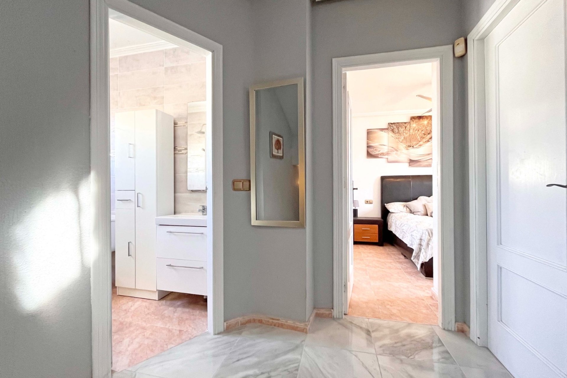 Resale - Villa -
Orihuela Costa - La Zenia