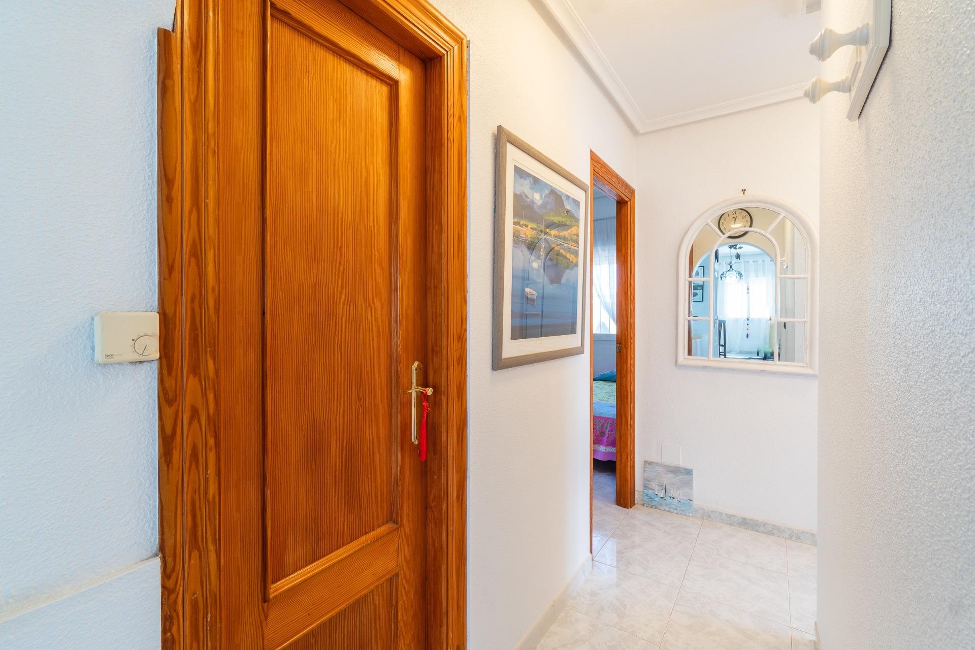 Resale - Villa -
Orihuela Costa - La Zenia