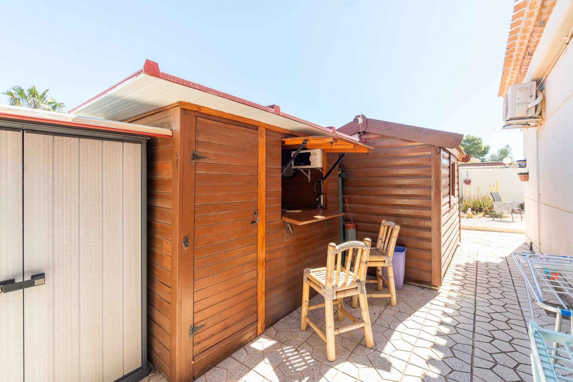 Resale - Villa -
Orihuela Costa - La Zenia