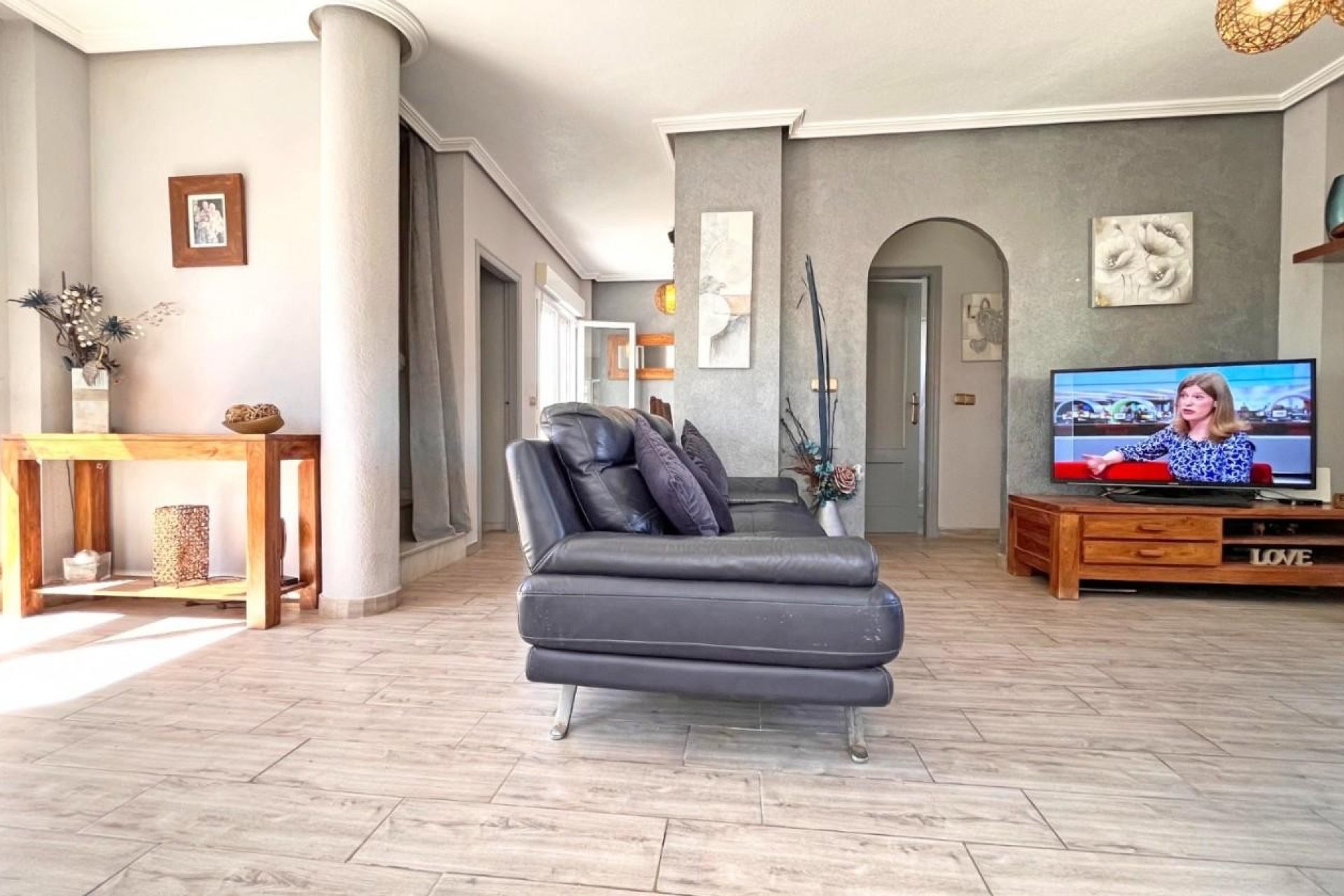 Resale - Villa -
Orihuela Costa - La Zenia