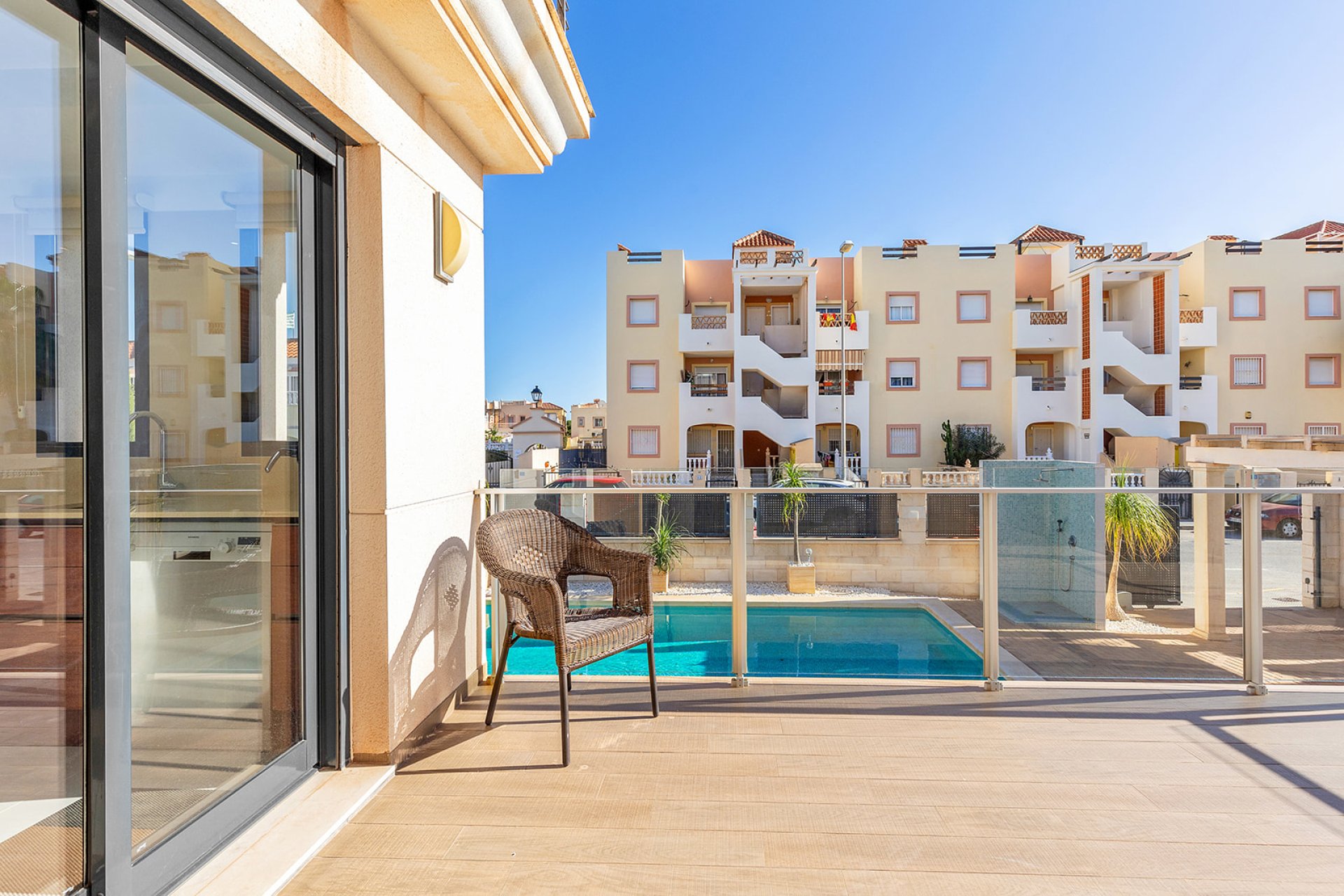 Resale - Villa -
Orihuela Costa - La Zenia