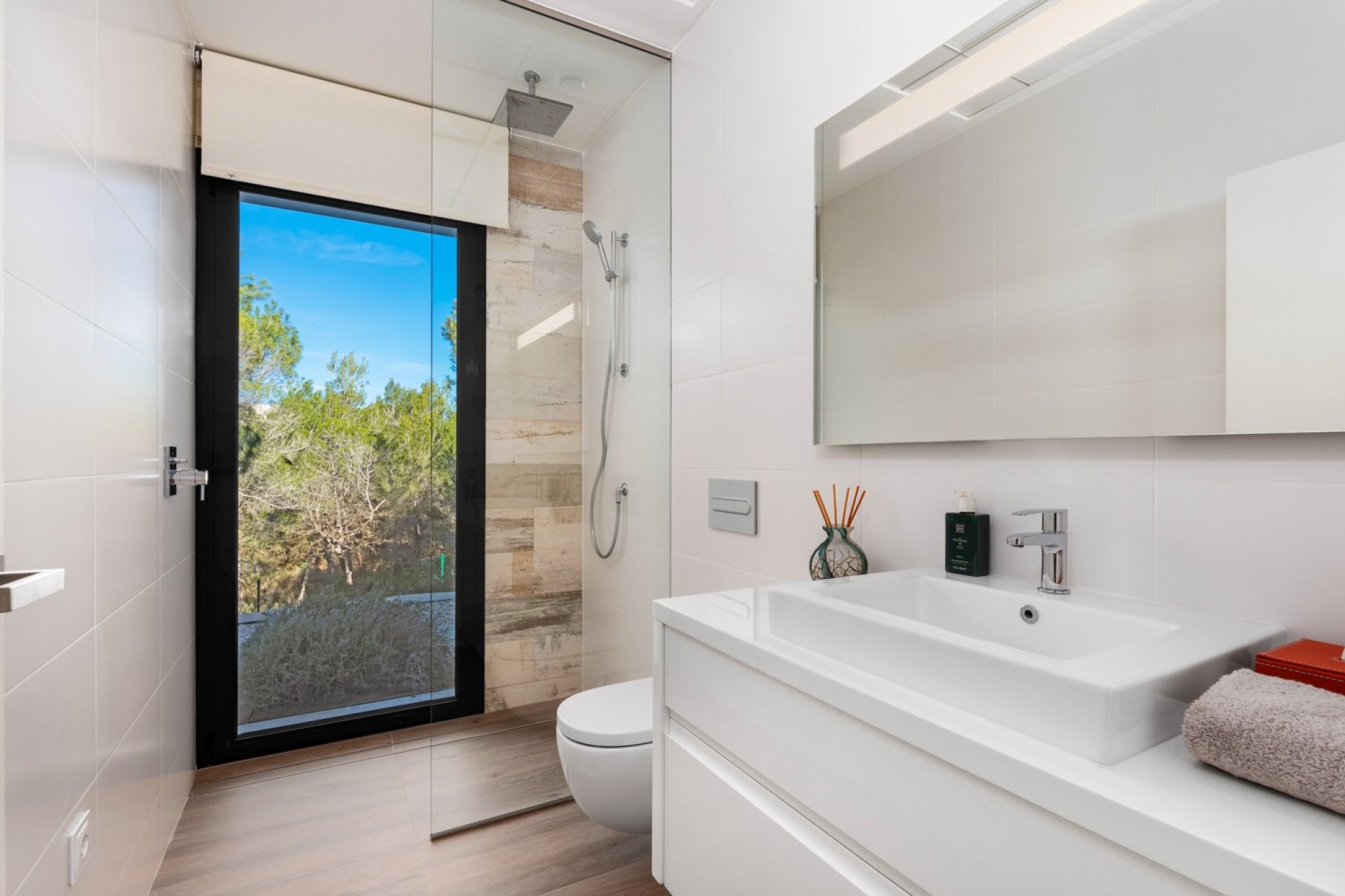 Resale - Villa -
Orihuela Costa - Las Colinas golf