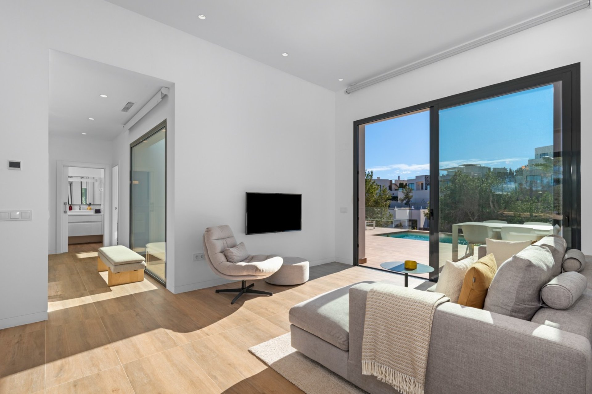 Resale - Villa -
Orihuela Costa - Las Colinas golf