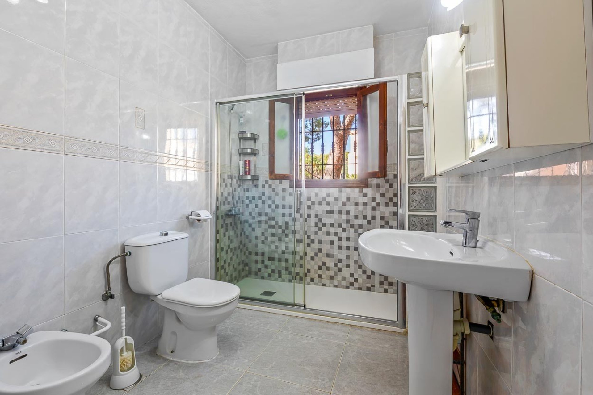 Resale - Villa -
Orihuela Costa - Las Filipinas