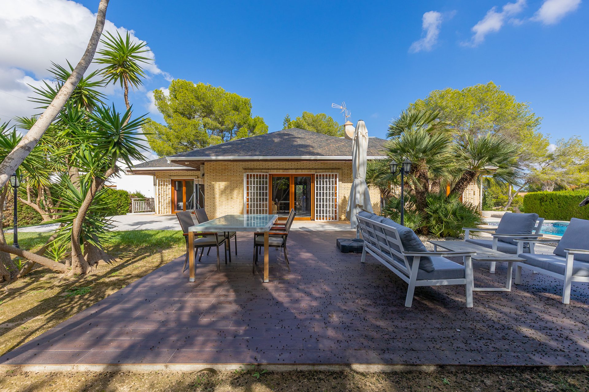 Resale - Villa -
Orihuela Costa - Las Filipinas