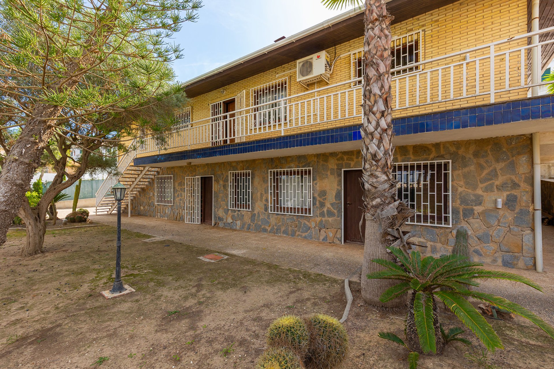 Resale - Villa -
Orihuela Costa - Las Filipinas