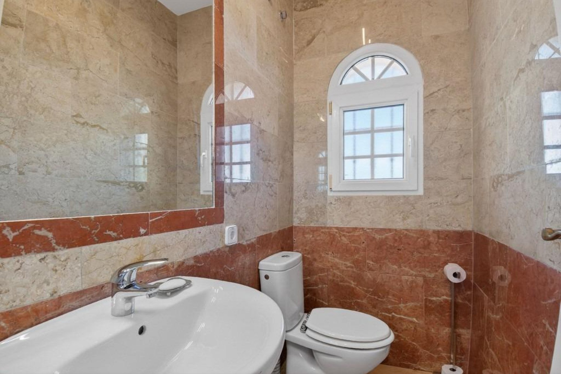 Resale - Villa -
Orihuela Costa - Las Ramblas