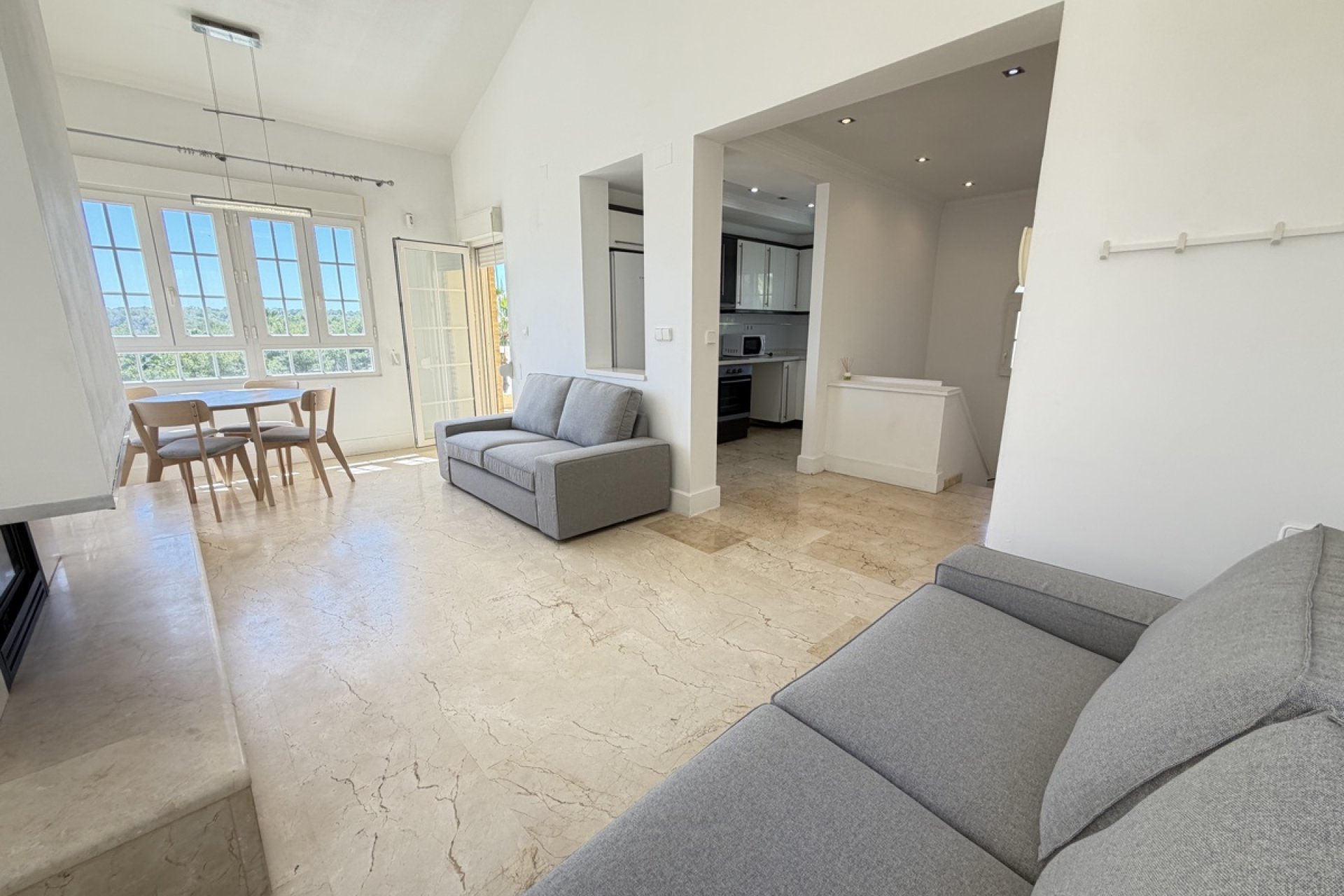 Resale - Villa -
Orihuela Costa - Las Ramblas