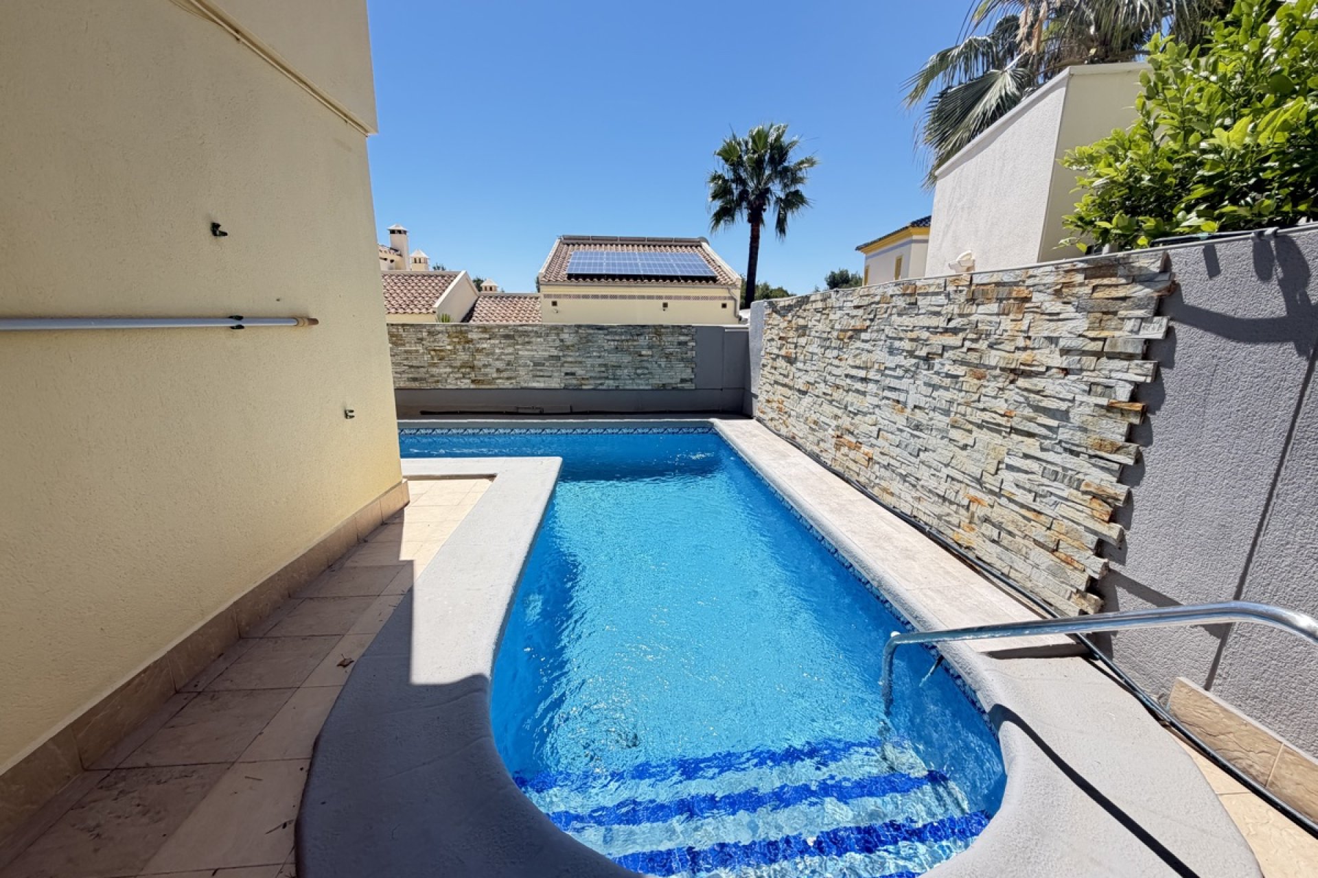 Resale - Villa -
Orihuela Costa - Las Ramblas