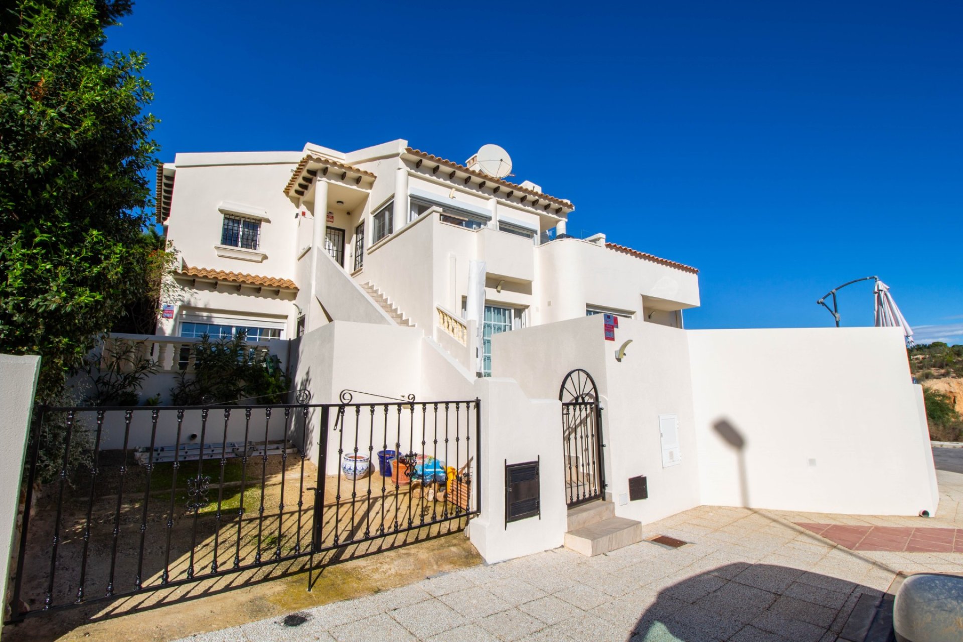 Resale - Villa -
Orihuela Costa - Las Ramblas